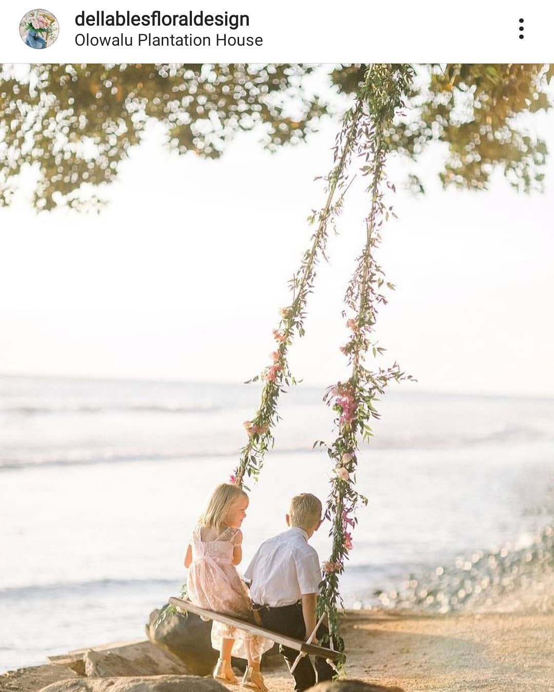 Inspiration to start the week from @dellablesfloraldesign!