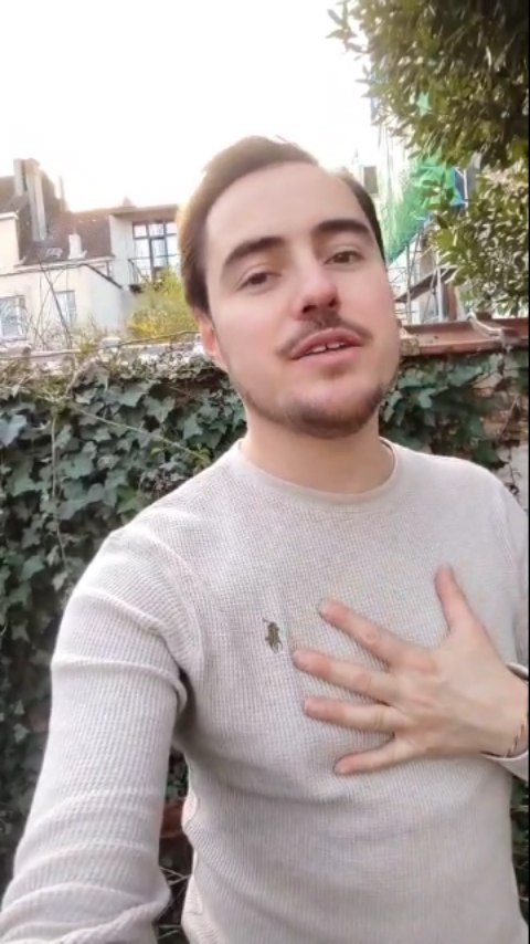 In Joseph's song "Convertirme en Arte" you will hear sounds like the beach, the ocean, some barrels, the river flowing. We are part of nature 🌱and sometimes when we are stressed going for a walk is enough. Do you usually do it? Is for you, as for Joseph, the artistic expression healing? ✨
Please let us know in the comments!
#erasmusplus #doyoumind #mhambassadors #mindsovermyths #songwriter