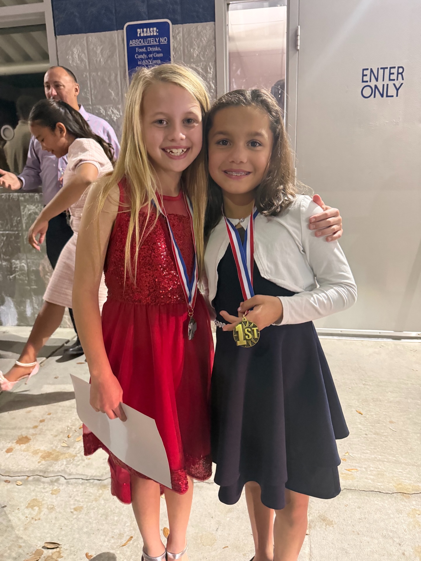 Last night was all about these two incredible girls ✨
Two of our Level 3 athletes were invited to the Pasco County STEM Gala — and they did amazing.
✨ Charlee Henry received the Elementary Leadership Award and earned 2nd place in 3rd grade for her project category.
✨ Katharina Mitch won the Outstanding Research Award and took home 1st place in 3rd grade for her category.
We’re so proud of you both! 👑🩷
#GirlsInSTEM #StudentAthletes #Level3 #HardWork #ProudMoment
