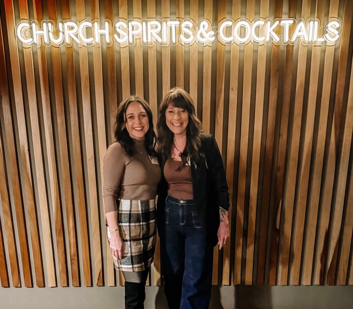 Thank you Clayton! Last night, we were honored to receive
⭐️Best Place to Shop
⭐️Best Window Display
We appreciate all of the votes and the local LOVE! We truly pour our hearts and souls into our small businesses and being recognized is really special!