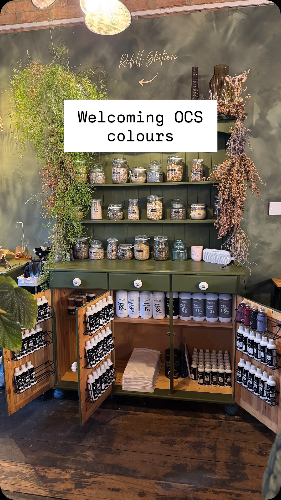 @organiccoloursystemsofficial colours are here!
There are so many reasons why choosing a low tox colour can be the best thing, not only for your health but for your curl health too!
One of the main things we see in salon is over processing, this is where in the salon industry.. time is money!
Stylists treat curly hair no different to straight yet curly hair is so much more fragile.. up to 30% more to be scientific about it! If a hairdresser can get a job done in 2 hours instead of four then why not? And this is when we see stringy ends and bent or straight curls.
With every colour service in salon we pre-treat the hair, we use a lightener not a bleach, the colour is applied to wet hair and gentle heat is used to process not more chemicals.
Each colour ritual also includes everything you need for a bloody fabulous service… a full consultation (obvs) treatment, colour and toner if required plus your style and diffuse!
Bookings available online now.. follow the links in the bio to book yours.