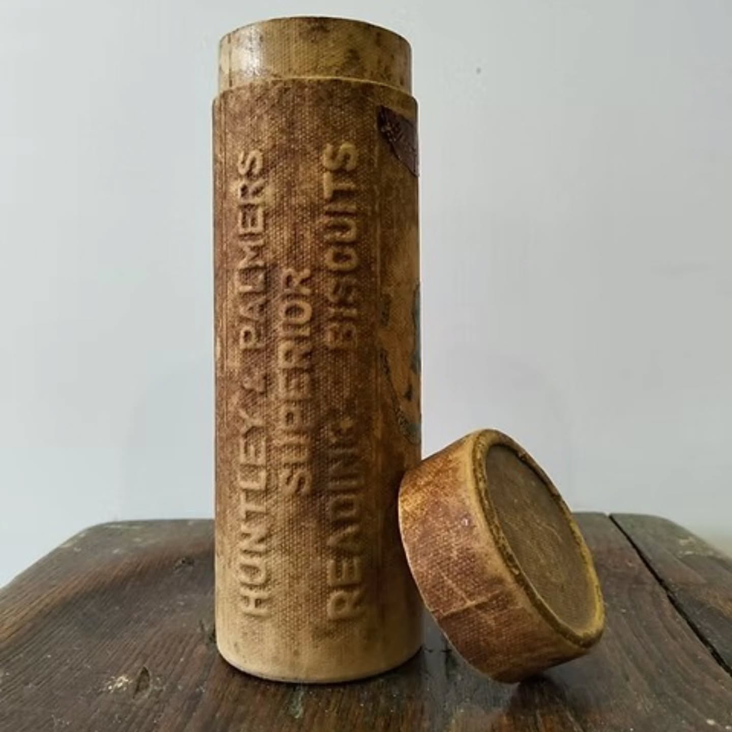 Vintage Huntley & Palmers Advertising card Biscuit Drum – Reading 1930s/ 40s | https://share.google/uj7gv0H15V9AqaZOg