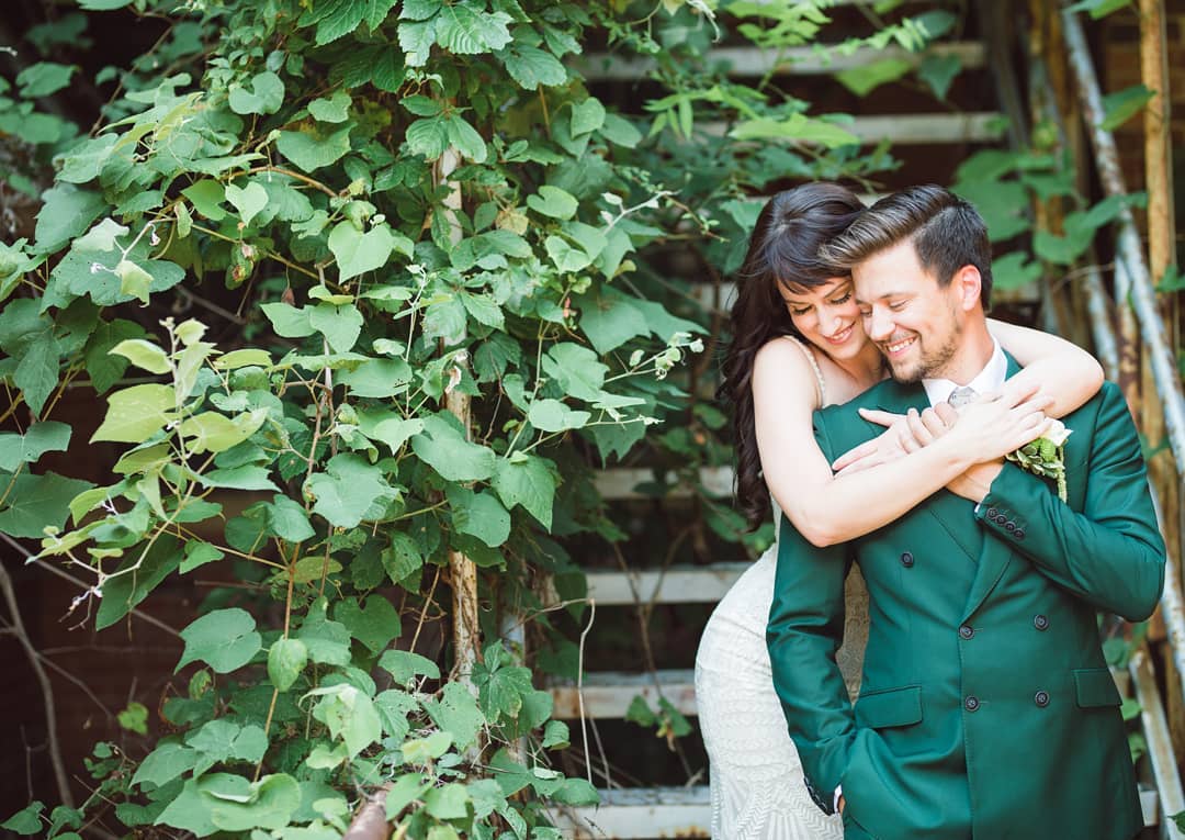 Oh greenery, you have a secret romantic side that's not recognized nearly enough. 😍
.
Stay tuned next month to see this shoot in publication! (Yeah we got published no biggie! ❤❤❤)
.
Vendor Team:
Planning & Design: @weddingelegance
Photography: @egoldenmoments
Venue: @belvoirwinery
Models: @cmgunter & @cilicia
Hair & Makeup: @hellolovelykc
Dress: @stephsbridalkc
Suit: @businessmeetsstyle
Floral: @perfectpetalseventflorist
Cake: @petalspastries
Rentals: @ultrapom
Stationery: @deplumestationers .
#greenery #greenwedding #published #kcweddingplanner #kcweddings #kcwedding #kansascitywedding #kansascity #kc #kansascitybride #wedkc #weddingplanning #kcweddingplanning #engaged #weddinginspiration #weddingdetails #thekansascitybride #kcgroom #weddingcoordinator #weddings #kansaswedding #missouriwedding #theknotweddings #weddingdesign #weddingplanner #luxuryweddings #dayofcoordinator #weddingelegance
