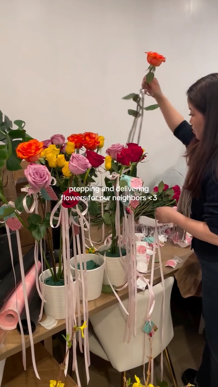 we <3 our neighbors!!
#luxluf #luxlufevents #nycflorist #nycevents #flowers