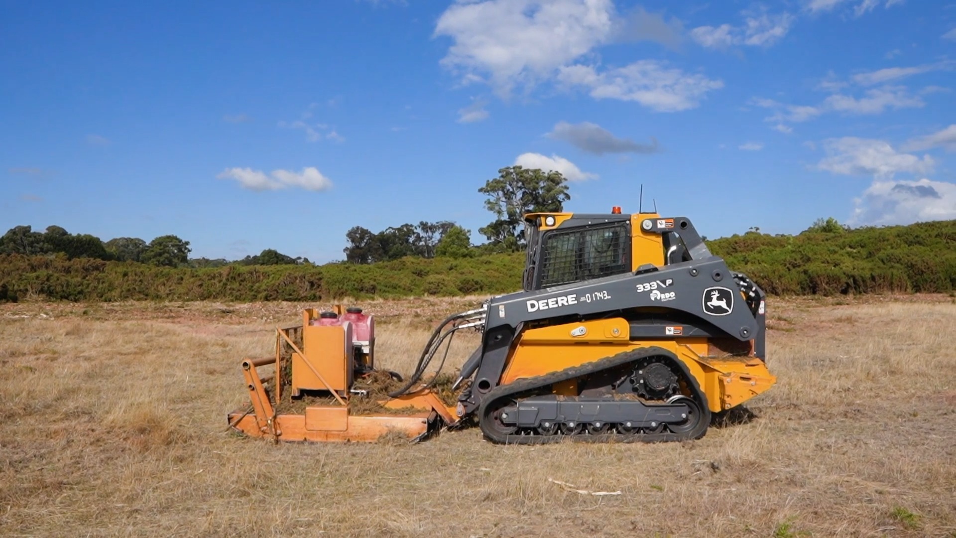Not all weed control is created equal. At this Drummond property, the Eco Blade is doing what it does best - cutting, mulching, and treating invasive weeds at the root in a single pass.
There’s no ripping up the topsoil, no overspray, and no fire risk from dry fuel left behind. Just a tidy result with long-term impact.
Contact Paul via messenger or the MVC website for a free quote.