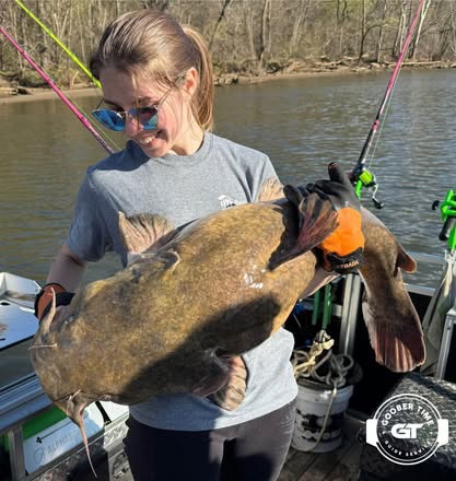 PRIME SPRING dates are filling up FAST! 🛶
Mon–Thurs: Short PM trips available by request
MARCH DATES: Mon-Thur: PM Short Trips by Request
🗓 Fridays (PM): 6, 27
🗓 Saturdays: 7(12:15 PM)
🗓 Sundays: 8 (5 AM)
🗓 Bonus: Tuesday March 31st (3:15 PM)
APRIL DATES: Mon-Thur: PM Short Trips by Request
🗓 Fridays (PM): 10, 17, 24
🗓 Saturdays: 4, 25 (Early AM or PM)
🗓 Sundays: 12, 19, 26
🗓 Bonus: 1, 2
MAY DATES: Mon-Thur: PM Short Trips by Request
🗓 Fridays (PM): 1, 8, 15, 22
🗓 Saturdays: 2, 9 (PM), 16 (PM), 23
🗓 Sundays: 3, 10, 17, 24
📍 Fishing: James River, York River, Chickahominy River, Chickahominy Lake, and Lake Chesdin.
🐠 🐟 Whats biting:
Trophy Catfish (Blue and Flathead), eater size catfish, white perch, hickory shad, crappie, striper.
#GooberTime #VAFishing #JamesRiver