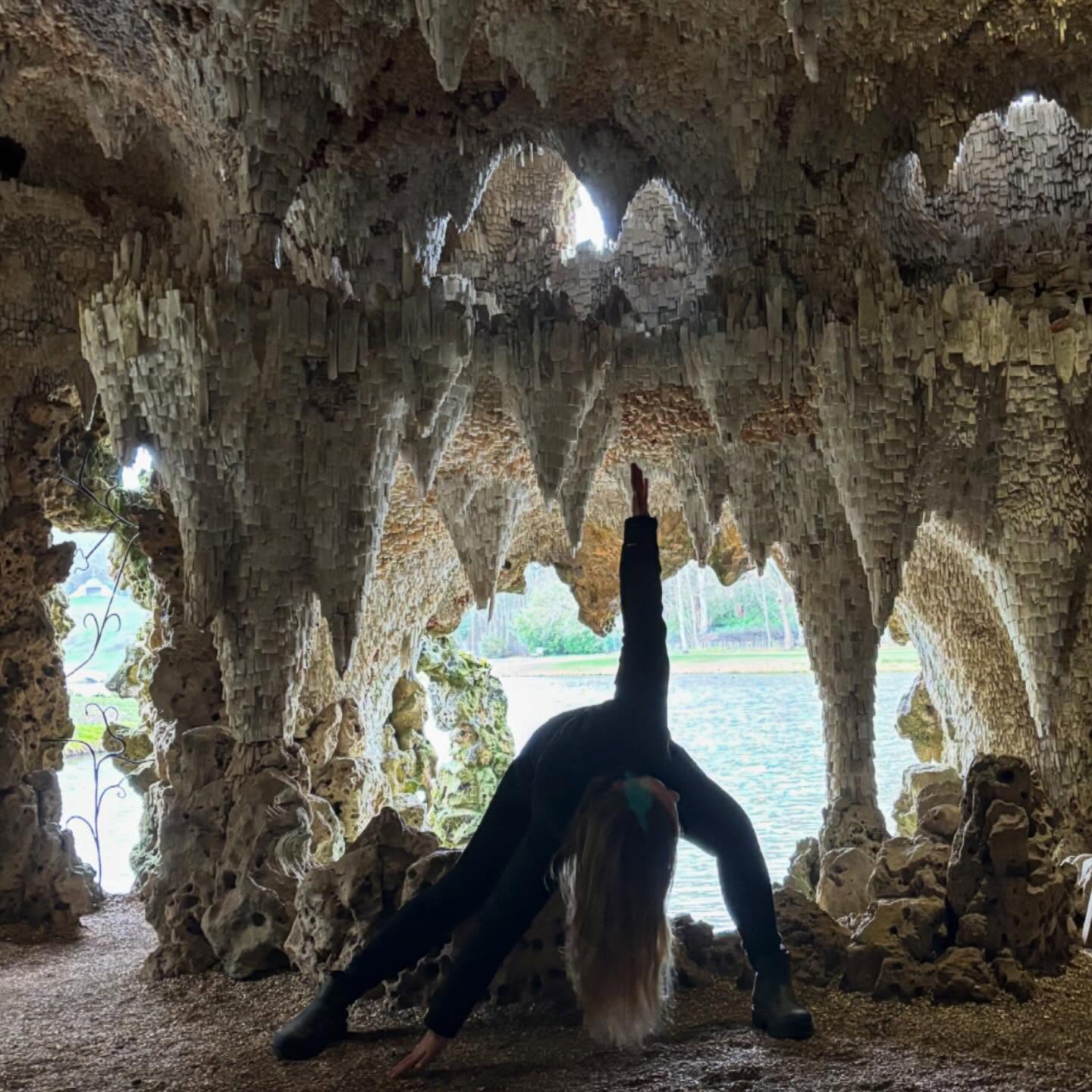 Nothing lasts forever, trust that spring is coming
.
Last Sunday workshop before the autumn is 29th March
No class 7th April
.
#plymflowyoga #yoga #yogapractice #flowyoga #vinyasa #vinyasaflow #yogaclass #plymstock #plymouth #yealmpton #yealmptoncommunitycentre #brixtondevon #southhams #devon #yogaworkshop #yin #meditation #crystalgrotto #painshill #rainbowwarrior