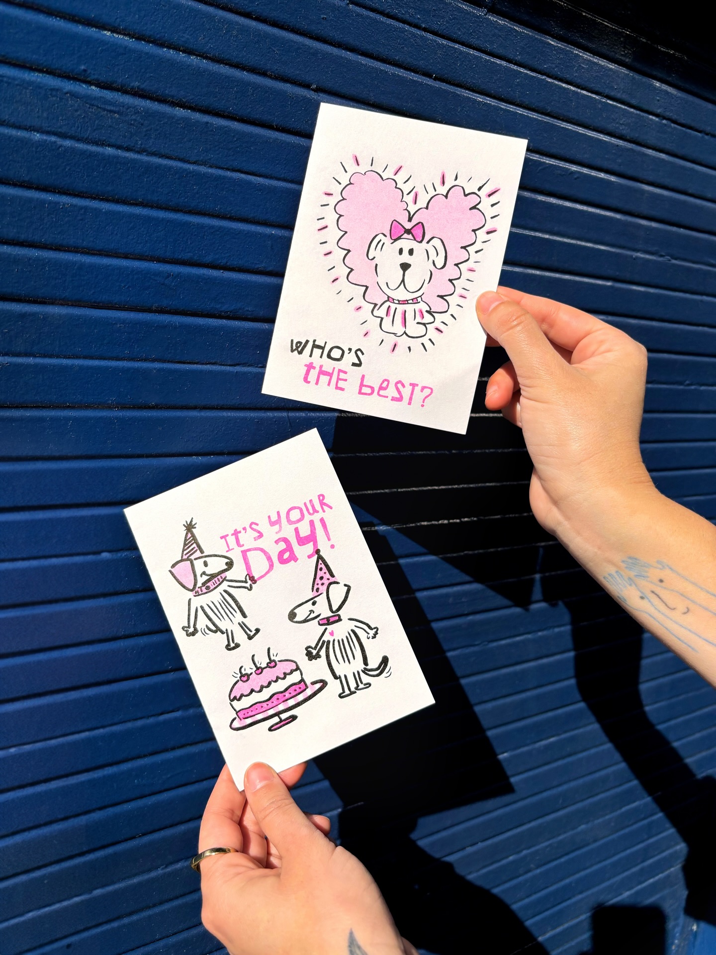 Pink is back 💕🖤
// new greetings printed x @dotheprint
#greetingscards #risograph #risoprint #dogillustration