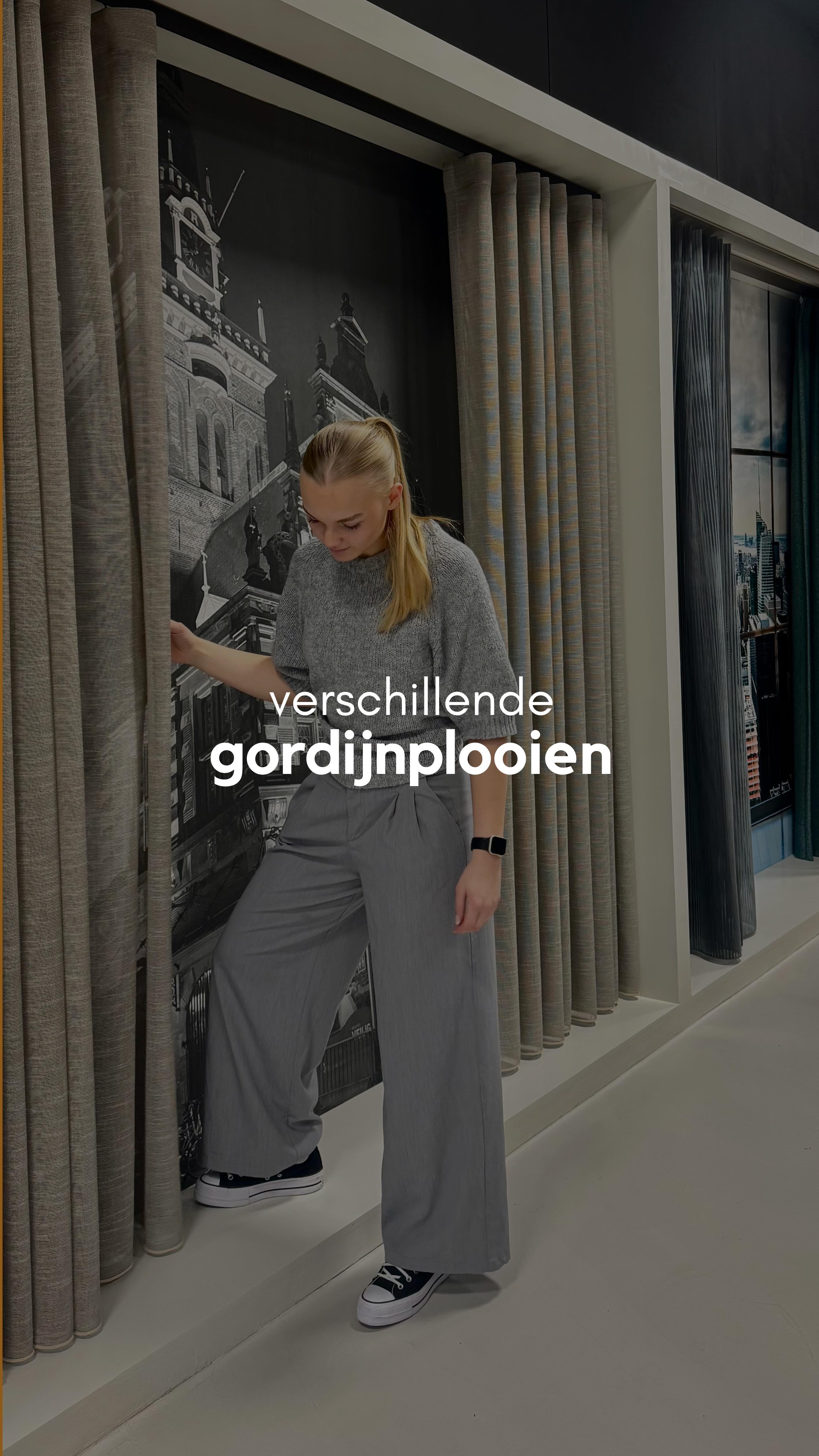 Welke plooi past bij jouw interieur?
In deze video legt Roos de verschillende gordijnplooien uit en laat ze zien wat het effect is op de uitstraling van de ruimte. Van strak en modern tot zacht en klassiek: de juiste plooi maakt écht verschil. In de showroom denken we graag met je mee over de beste keuze voor jouw woning.