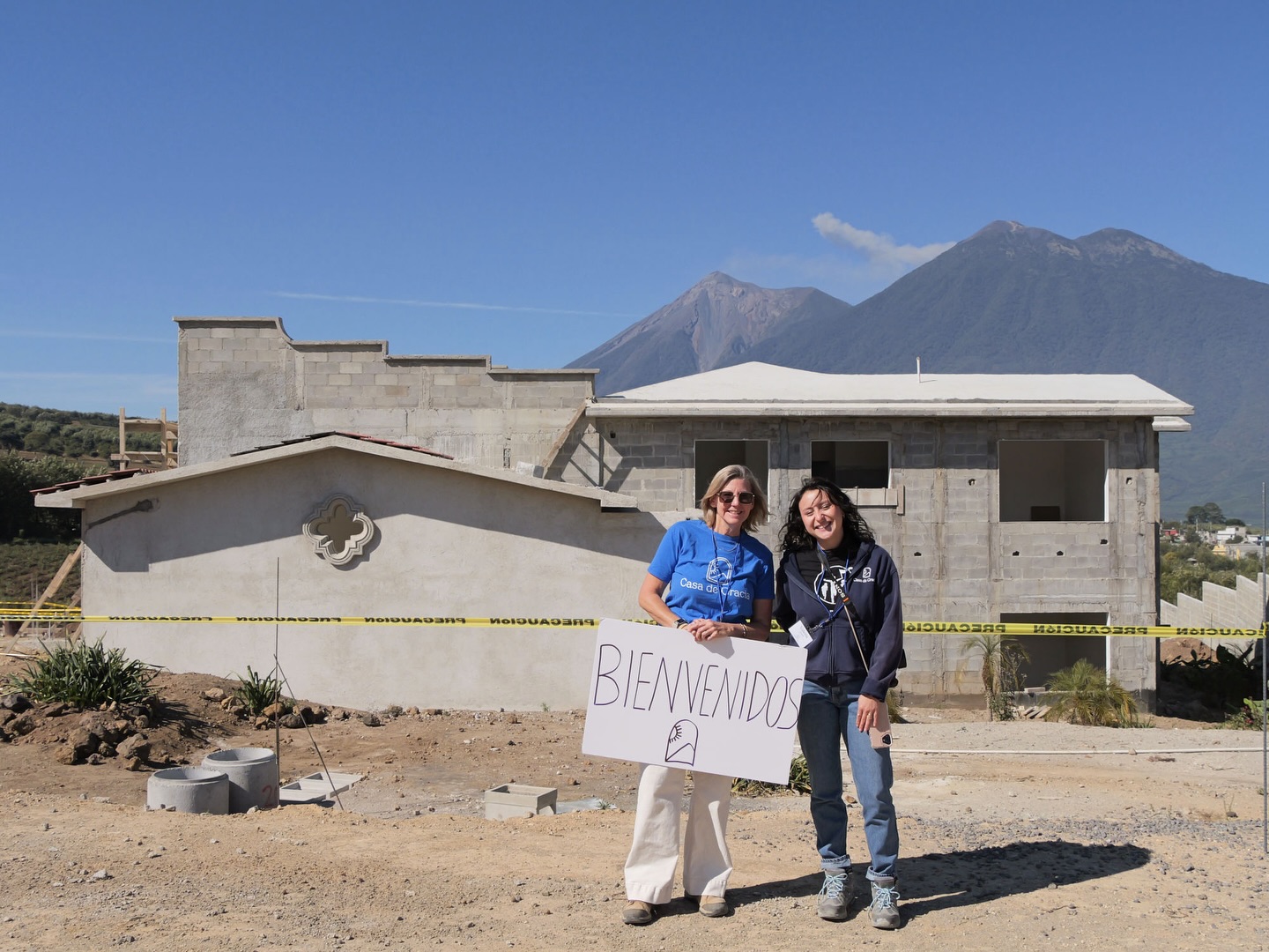 Welcome {Bienvenidos} to our first ever Open House at Casa de Gracia ✨🎉
After many weeks of planning, preparation and much on-site set up, we welcomed our invited guests 🙌🏼
Our team worked tirelessly on all kinds of details and logistics, all the way to making coffee for 50 people over an open fire since we had no electricity!
We had a full day of presentations with several goals in mind. We purposefully had two different sessions; one in the morning and the 2nd in the afternoon, in order to be as intentional as possible with each group.
There was so much joy and excitement as we welcomed each guest!
Stay tuned to coming publications for more details about the goals we had for each session and the celebration it was to see the house filled!!!