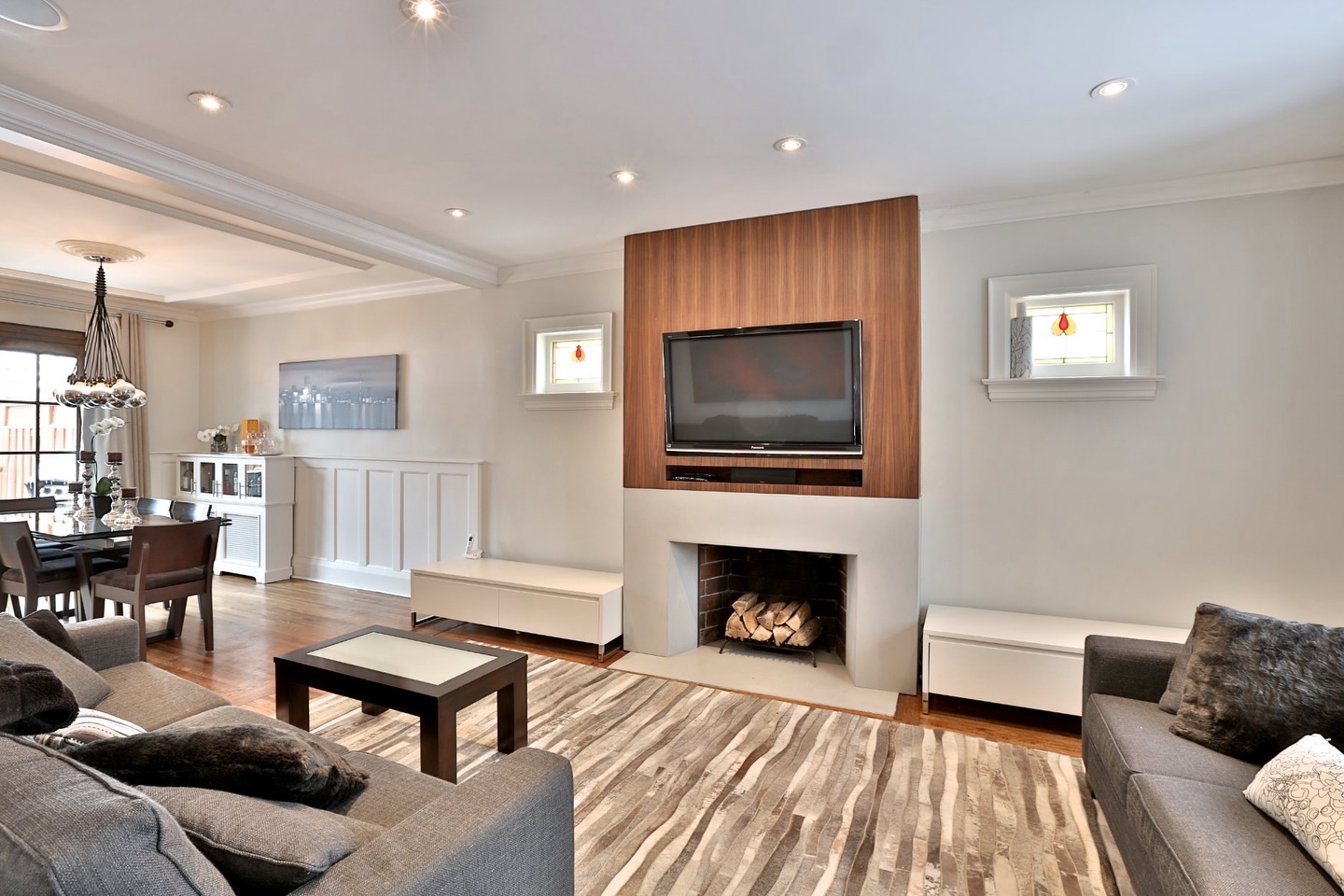 Clean lines. Intentional warmth. Timeless design.
This custom concrete fireplace surround was designed and fabricated by us to anchor the entire space — floor-to-ceiling presence with a minimalist hearth and seamless finish. The contrast of smooth concrete against the rich wood panel detail creates a quiet statement that feels both modern and inviting.
Every measurement, every edge, every finish — crafted in-house.
Looking to elevate your living space with a bespoke concrete feature wall or fireplace surround? Let’s design it.
#ConcreteFireplace #FeatureWallDesign #TorontoDesign #CustomConcrete #ModernInteriors CreteSTRÖM