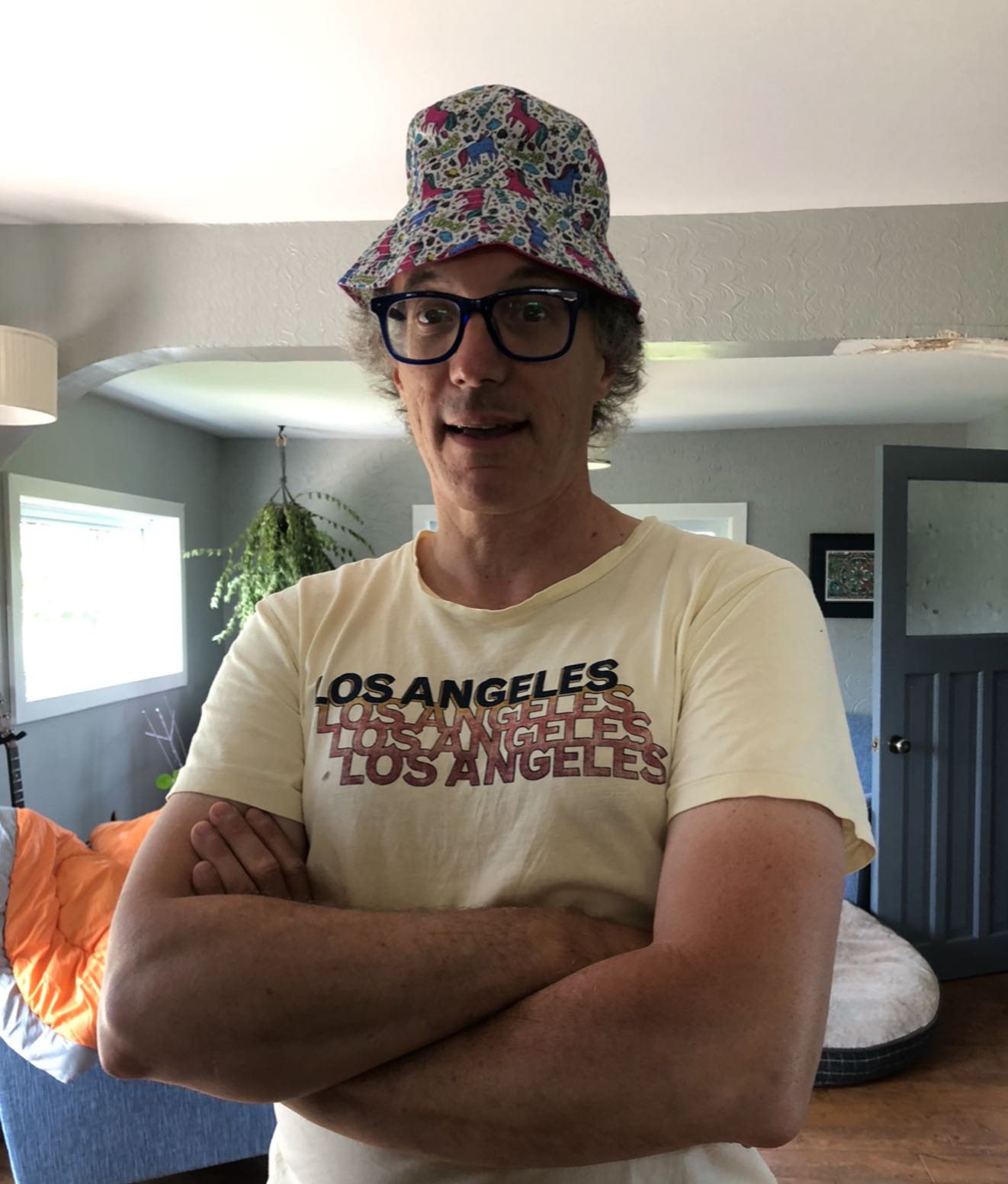 If you see my stepdad Alexandre Hanley aujourd’hui wish him a happy birthday!