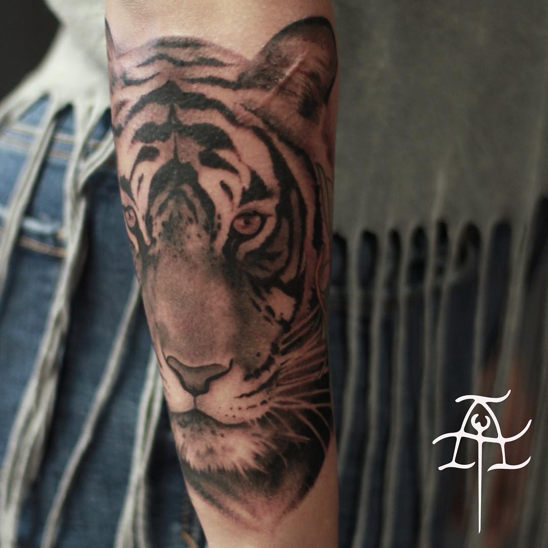 Cats. More to go. #visalia #tulare #lemoore #fresno #tularetattoo #tzedakahatelier #visaliatattoos #fresnotattoos #aaronleroi #tattoo #blackwork #dotwork #lemoore #mandala #mandalatattoo #mandaladesign #mandalaart #mandaladrawing #dotworkmandala #dotworktattoo #blacktattooart #geometrictattoo