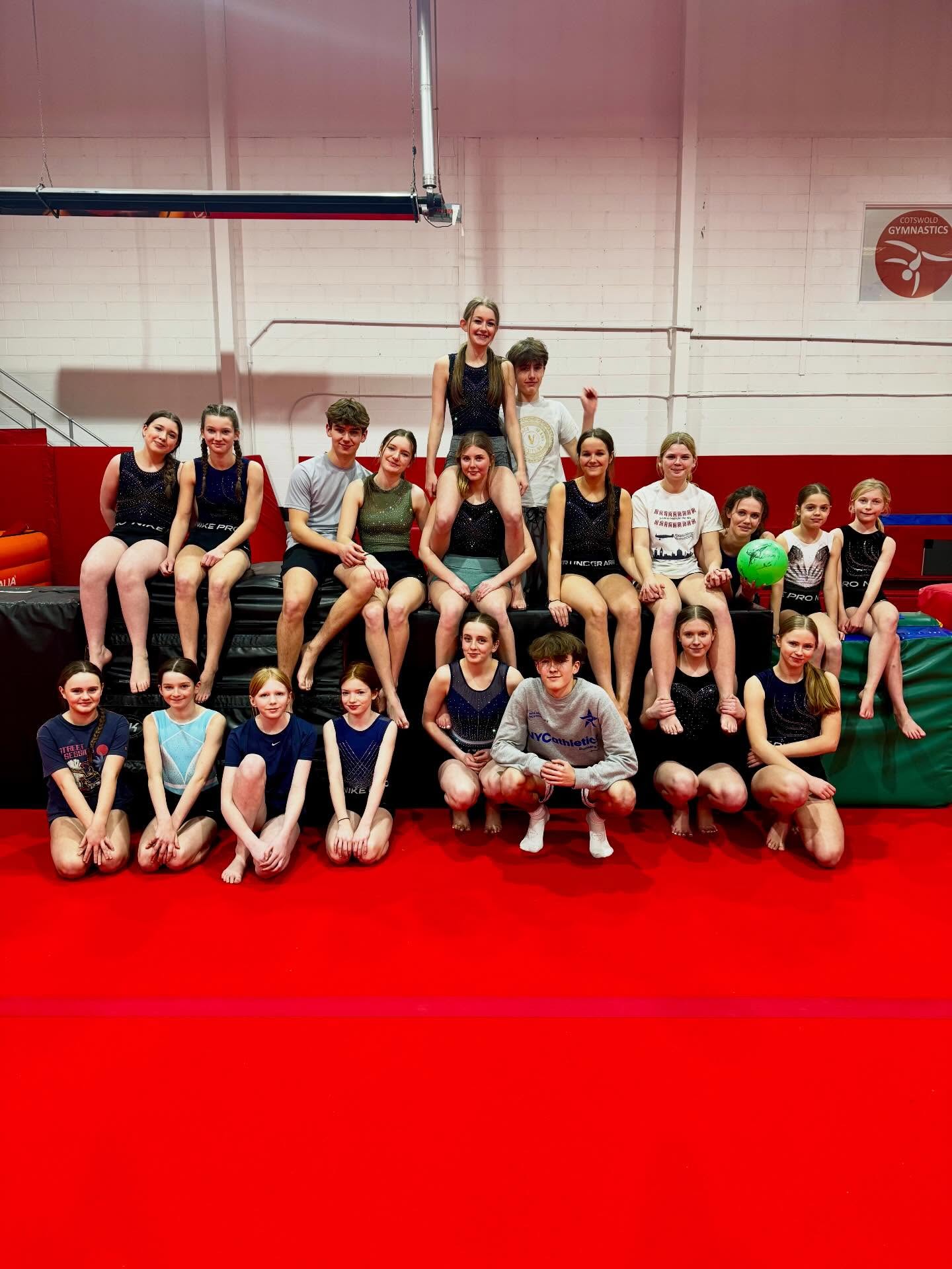 ❤️BRING A FRIEND WEEK❤️
Last week, current members in our sessions that have available spaces were invited to bring a friend to their session! 🤸🏼♀️🤸🏼♂️💫
It was great opening our sessions up to all, including ex-gymnasts to absolute newbies 🙌🏻
If you’re interested in signing your child up to one of gymnastics sessions, visit our website to join our waiting list!
If you have any questions, please don’t hesitate to contact us! Our details are all listed below👇🏻
📧admin@cotswoldgymnastics.co.uk
💻www.cotswoldgymnastics.co.uk
———————————————
#gymnastics #cotswold #cirencester #kidsactivities #cirencesterclubs