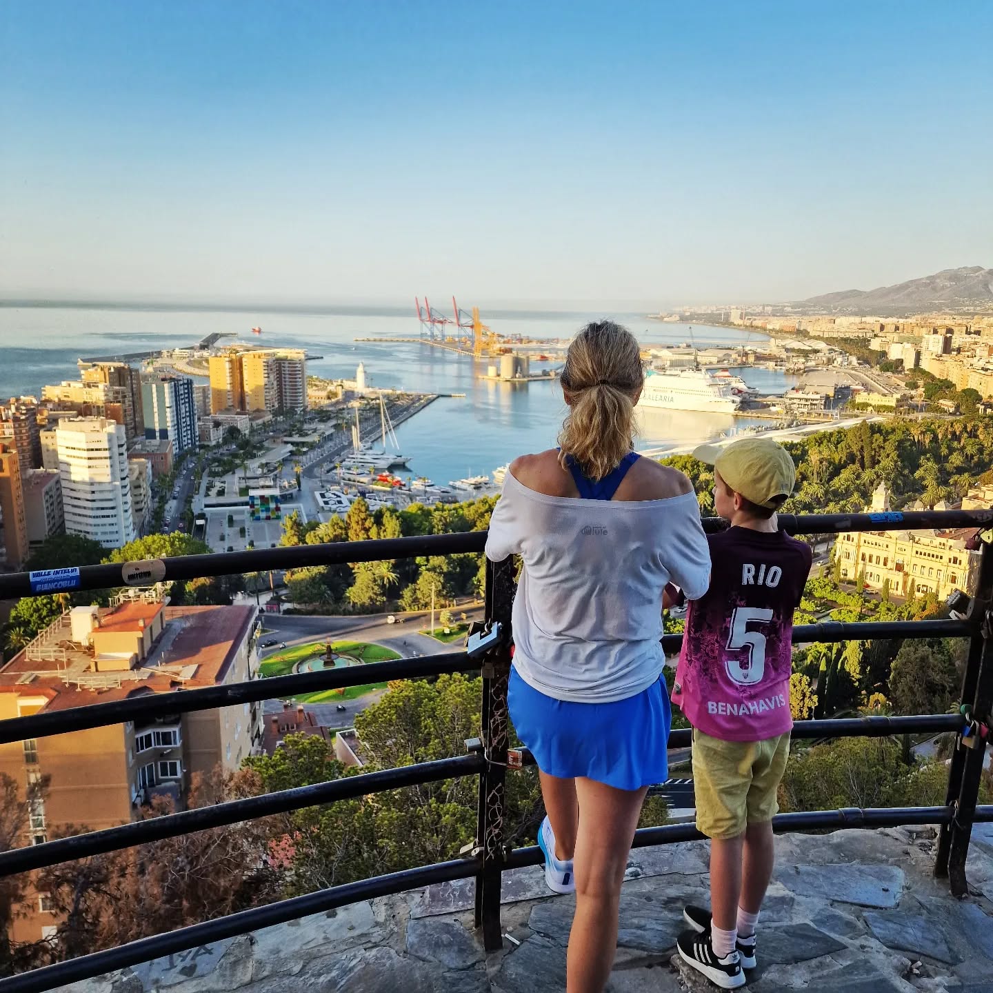 📍 Mirador de Gibralfaro 🔹️ relishing the moment 💙
.
.
.
.
.
.
.
#lovingmalaga #malaga #malagalife #malagaturismo #malagaspain #málaga #malagatoday #andalucia #ckmalagalife #ok_malaga #ok_andalucia #españa #spain #estaes_malaga #visitspain #visitmalaga #costadelsol #ok_spain #photosofmalaga #malagaconacento #spain_all_pics #lateandalucia #summervibes #travel #travelphotography #livelovespain #latemalaga #enamoratedemalaga #objetivoandalucia #latildedemalaga