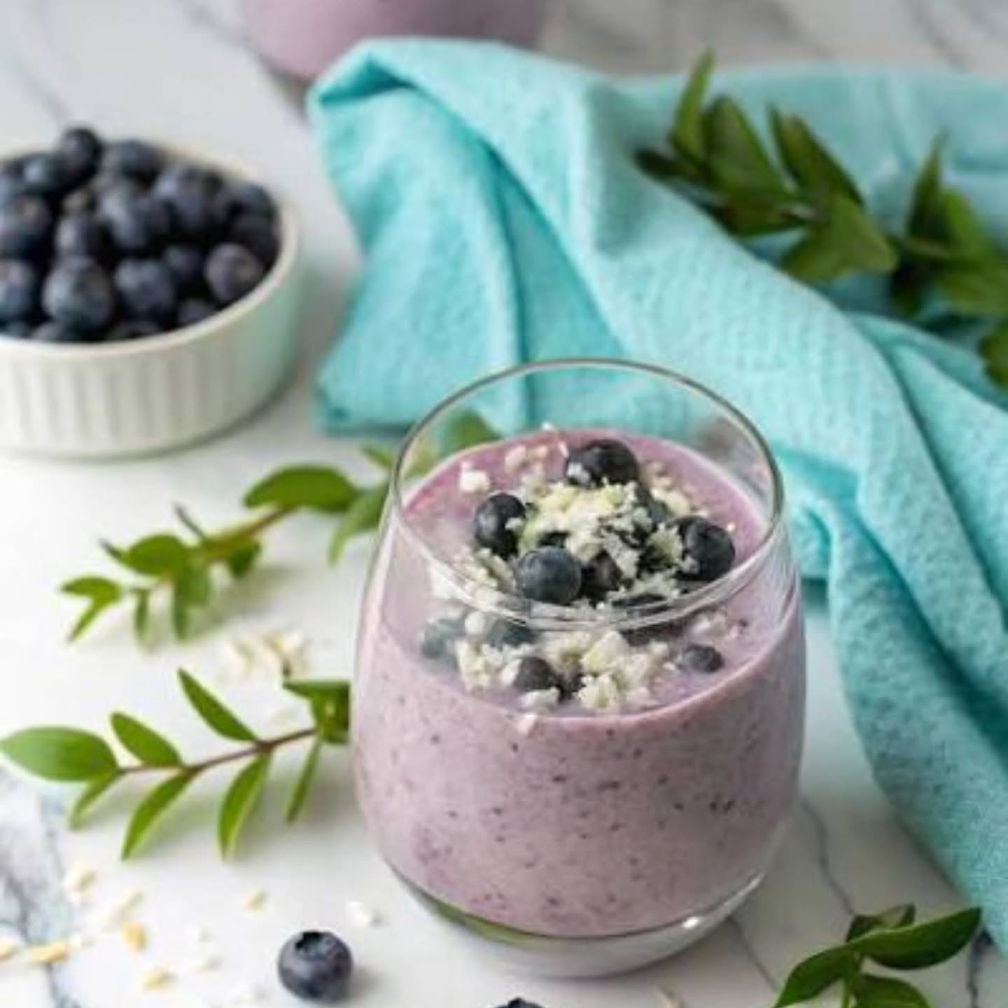 Sneak peek 👀 😉
Blueberry lychee & Sugar milk
Top notes : fresh blueberry, lychee fruit and crushed tyme leaves
Middle notes: blueberry jam like notes , Jasmine rosemary
Bottom Notes : soft musk , ammberwood, vanilla bean...
To date the best scent to be added to DH
Drops February 28th