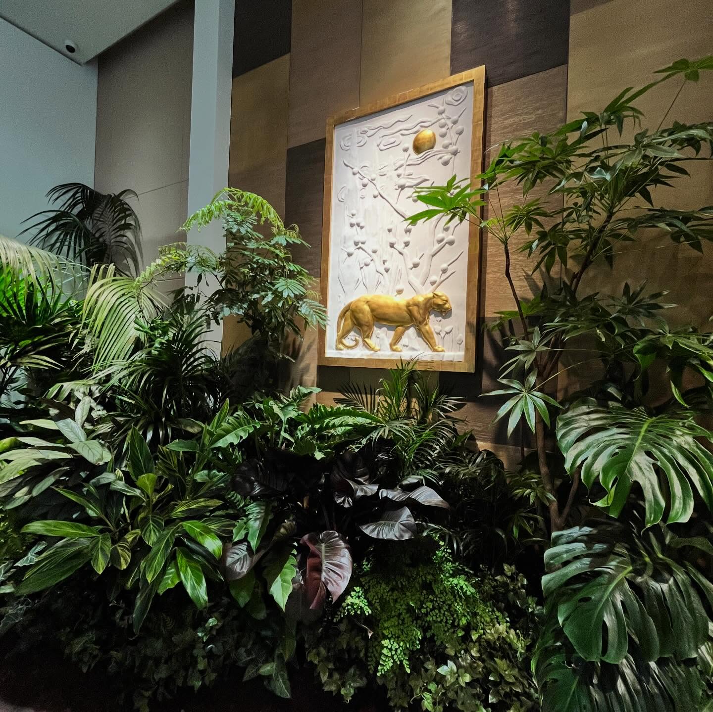 The Magic of @cartier‘s Artisans at the flagship store in Ginza, Tokyo. A temporary #popup exhibition highlighting the hands behind the pieces. Guided by the emblematic Panthère, visitors walk through a series of green plants and discover close-up photos by @rinkokawauchi. Upstairs are the demonstrations of crafts and process over product with on site #artisans showing their #knowhow to the attendees. Videos and participatory #workshops hosted by the Cartier Jewellery Institute further show how the Maison is dedicated to transmitting its artisanal knowledge. A beautiful way to bring the French House’s #jewellery craftsmanship to Japan and directly into the store experience. The pop up ran for 2 weeks and ended on Feb 23rd