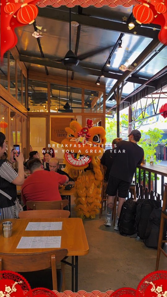 The prosperous lions visited Breakfast Thieves and APW today!
May 2026 grant everyone a great year ahead with good health and good wealth!
Wishing everyone Huat!
#breakfastthieveskl #apwbangsar #cafe #breakfastthieves #btkl