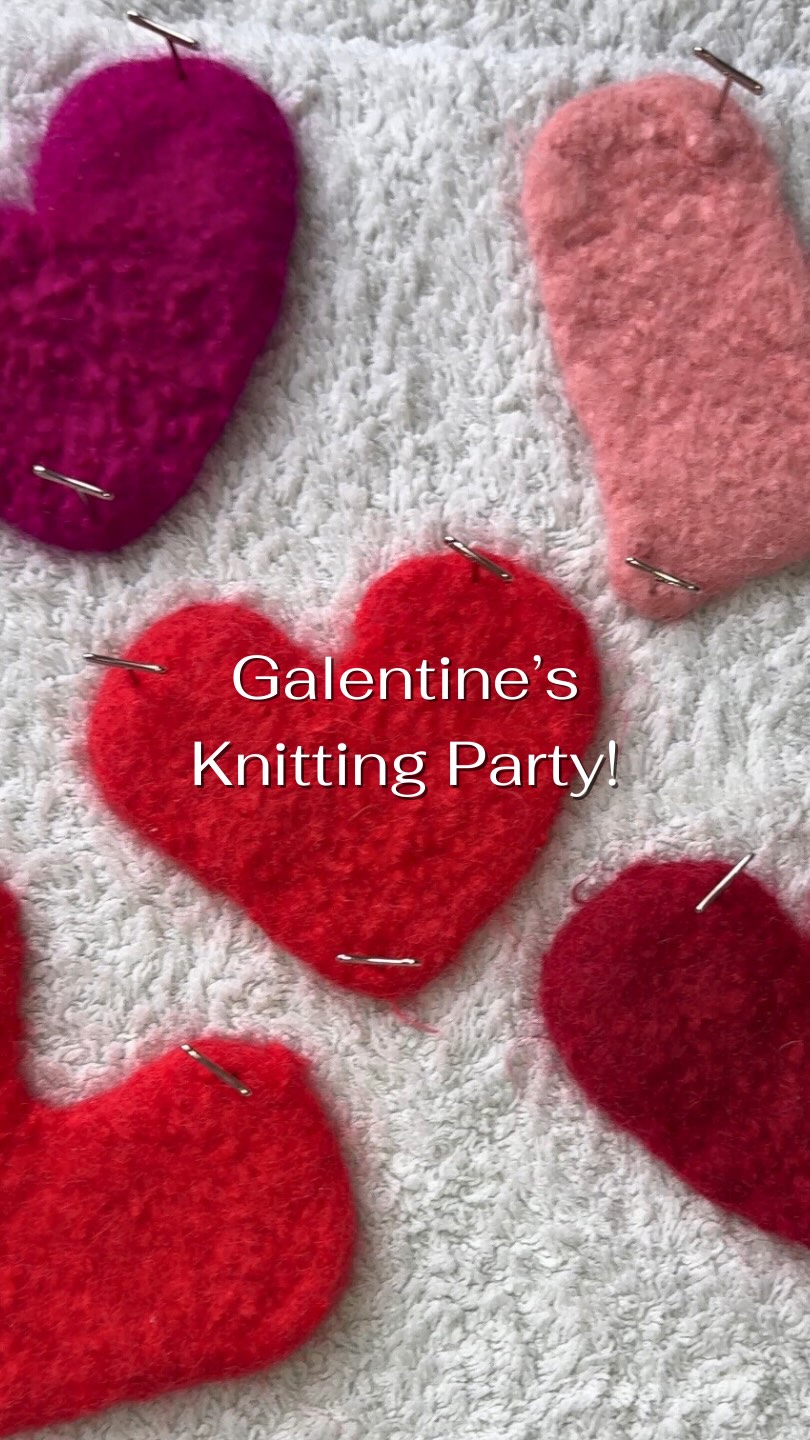 POV: you make a pattern to teach your friends knitting and they nail it! 😍
💕 I had so much fun coming up with this pattern with my girls in mind: easy-to-knit with nothing but beginner knitting techniques, super repetitive and a fun finale with felting! Which friends are you hoping to convert to knitters? Tag them in the comments and get planning your knit party 🥰
🌸 Materials 💐
@dropsdesign Snow in various colours (each heart needs maximum 20g)
7mm/7.5mm or 8mm needles
Tapestry needle to weave in the ends
Scissors
Of course a washing machine to felt!
🔗 link to the pattern in my bio! 💖
#galentinesparty #knitlife #knittingfriends #beginnerknitting