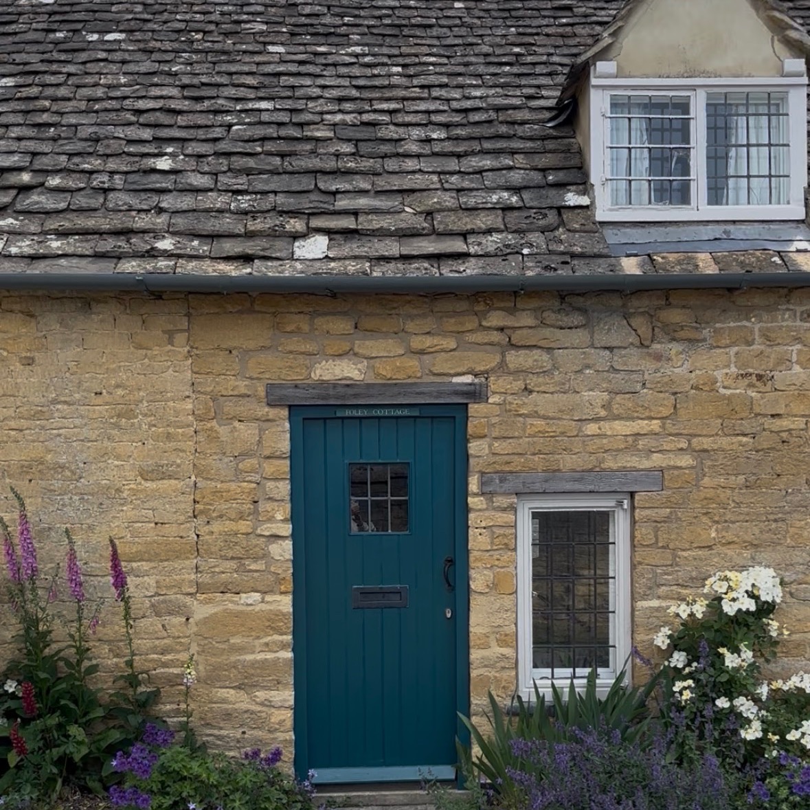 Spring is just around the corner. Did a little dreaming of my favorite things on my latest blog. lindaleedodson.com. Link is in bio. Blessings dear friends. "Whatsoever things are lovely, think on these things."