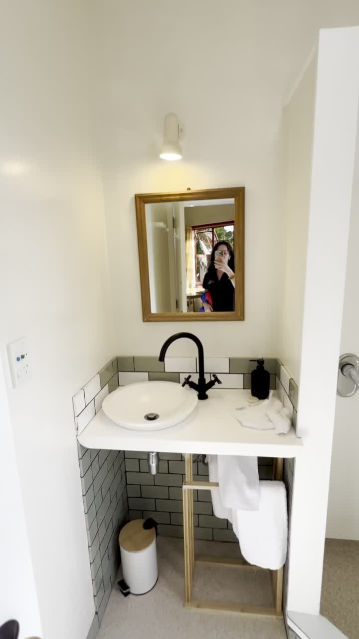 A little before & after magic of one of our cottages ✨🧼
Clean, refreshed & cosy.
We love creating spaces where you feel at home from the moment you walk through the door 😍