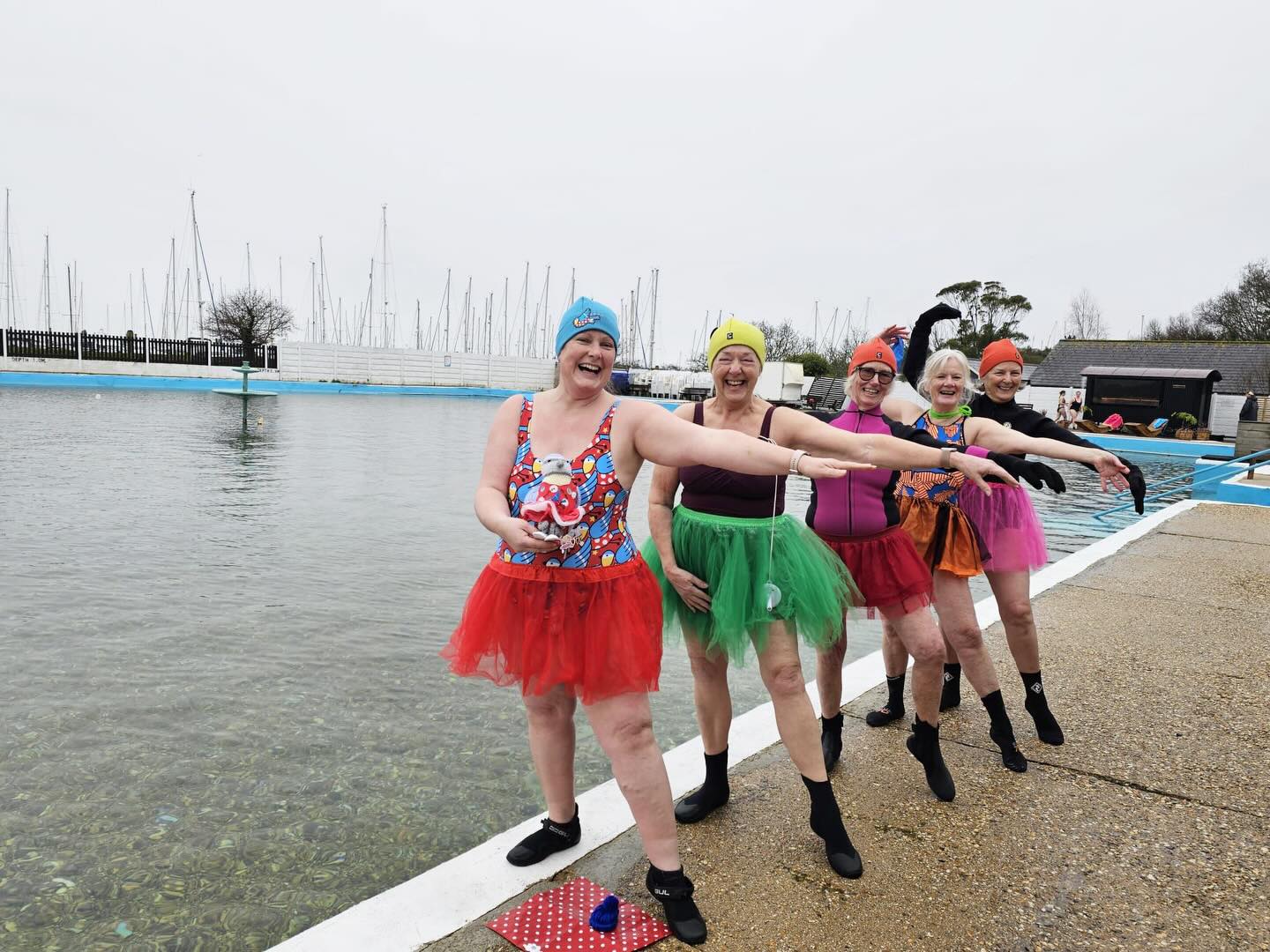 Our local Bluetit chill swimmers took their morning dip at the seawater baths in full fabulous style — because why not add a little sparkle to your splash?
These incredible women share a passion for cold water, connection and a good dose of fun — and we are HERE for it.
At Hello Outdoors, our mission is simple: support our members and the wider community to prioritise health, wellbeing and joy, all while connecting with nature and the great outdoors.
Cold water. Warm hearts. Strong community. 💚
#hellooutdoors #bluetitschillswimmers #coldwatercrew #wildswimming #communitywellbeing