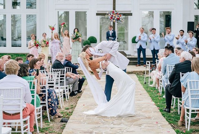 Best seat in the house? Right here.
Every kiss tells a story (and this one had us all cheering). Want your own wedding day magic, minus the stress? Let us capture it—like family, but with way more cameras. 💍✨
DM us to save your date!