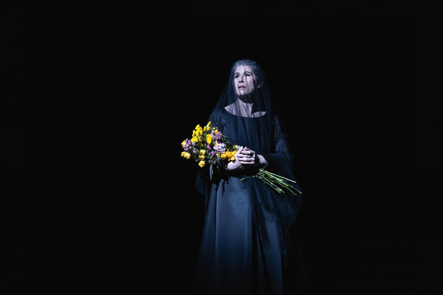 Tonight! Itâs opening night of Don Carlo here @thedallasopera . It has been BEYOND a joy to create this beautiful production by @louisdesiresomuch đ and his team. Led by @emvillaume in full force, and surrounded by some of my greatest operatic friends (and husband!) @etiennedupuisopera @vanhorncvh @scostello929 @clementinemargaine , plus the superb talents of @mdrbass #raymondaceto @g_krupp @meghan.kasanders and all- what more could a girl ask for?! Hopefully see some of you in Dallas!
đž @kyleflubacker