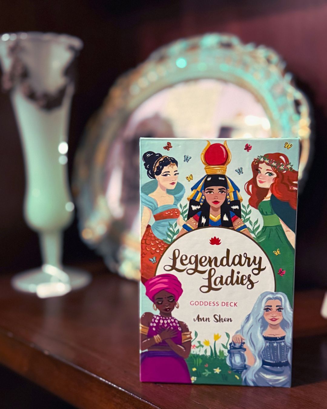 Legendary!
#legendary #womensupportwomen #tarot #oracle #shopsmall