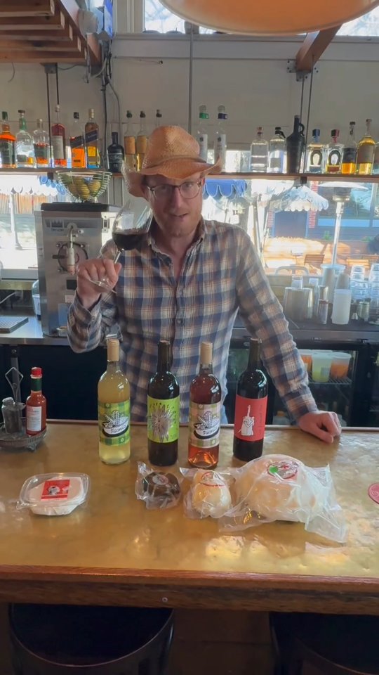 Howdy, Y'all! We're excited to have you join us at Oddfellows for an evening of Texas Wines and Cheese pairings this Wednesday, February 25th at 6:30pm. We'll be featuring selections from the Alta Marfa wine family as well as Dallas' own Mozzarella Cheese Company.
#wineclass #texaswines #bishopartsdistrict #Oddfellows #oakcliff