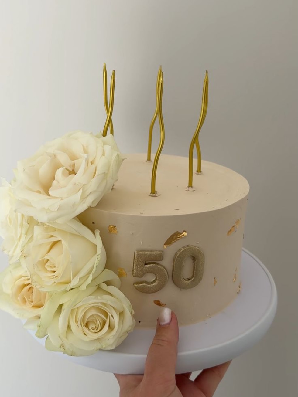 Pretty in Gold
No matter what age you celebrating we have you covered !
#turning50 #cake #celebration