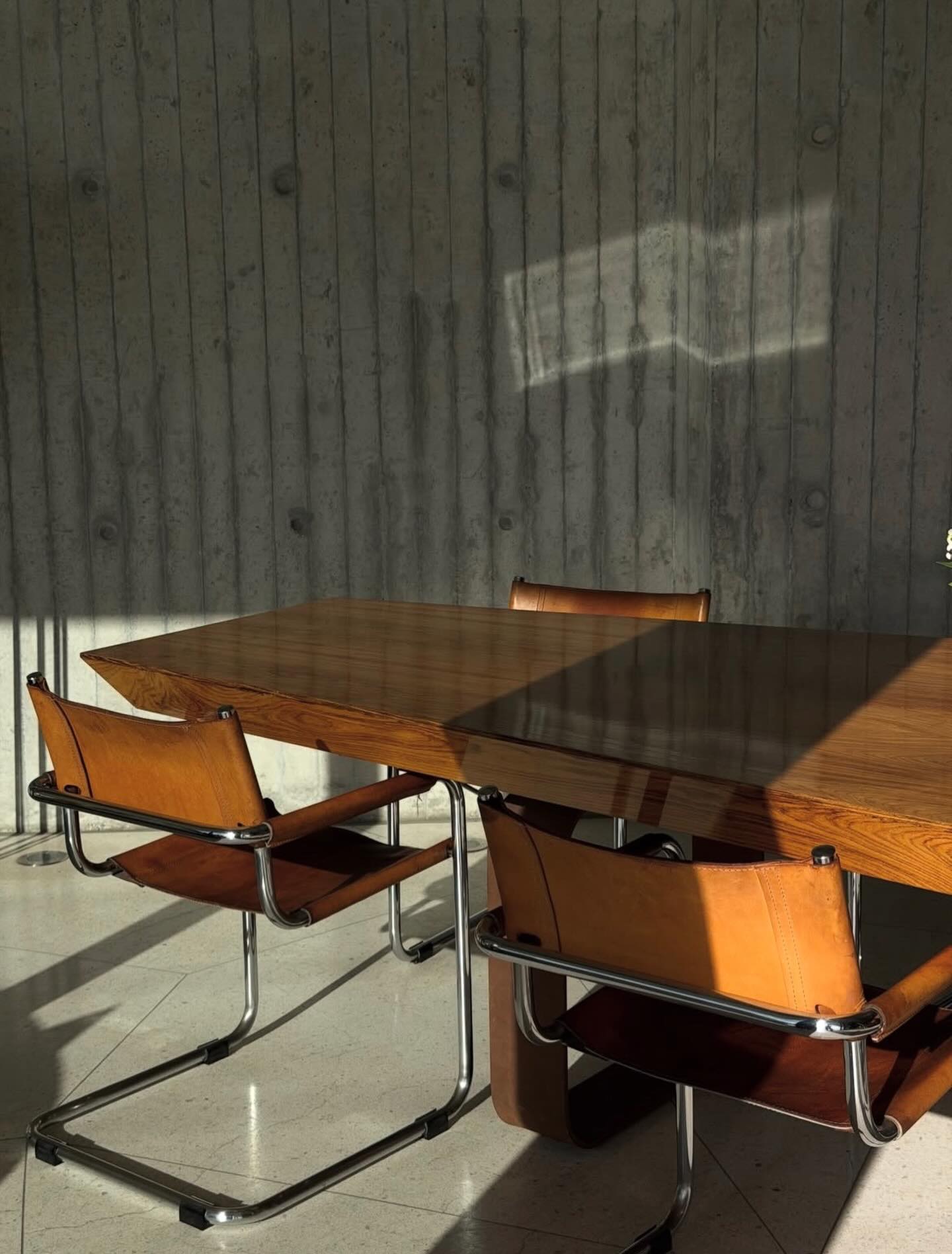 The light hits differently at Pengilly House creating pockets of warmth and calm.