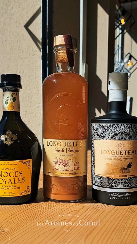 | Spiritueux |
Nouveautés et retour en stock sont à l'ordre du jour à la boutique ! 😄
🍐 La Liqueur Noces Royales
Cognac & Poire Williams, tout en douceur et élégance ! À déguster seul ou en cocktail
🍍 Punch Planteur Longueteau
Prêt à déguster ! À base de rhum agricole Longueteau, orange, maracudja, ananas, goyave, épices et sirop de groseille, une explosion de saveurs !
🥃 La Crème de Rhum Longueteau
Elle fait son grand retour ! Une crème onctueuse aux notes de caramel, vanille et épices. À boire bien frais ou sur glace.
L'abus d'alcool est dangereux pour la santé.
À consommer avec modération.