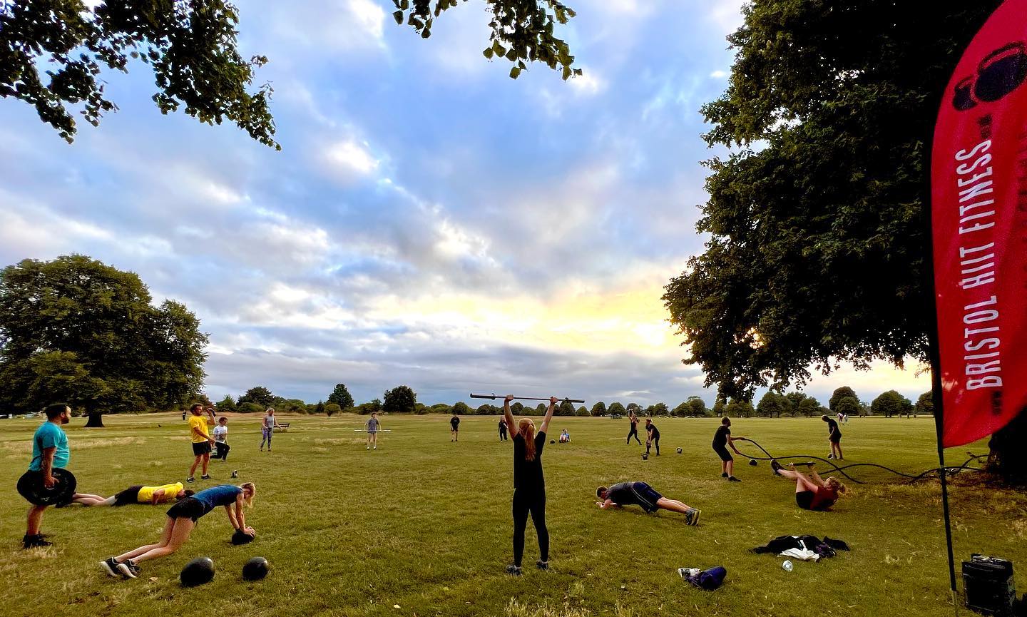 P U T T I N G I T I N • They say you get out what you put in… well these @bristol.hiit.fitness guys put some serious sweat into this one! ❤️🔥🙌 It does make it easier when the crew around you is this epic 🙏🤗 #WinningTogether
•
•
•
•
•
•
•
•
•
•
•
•
•
•
•
•
•
•
•
•
#summer #morningworkout #Bristol #hiit #BristolHIITFitness #circuits #grouptraining #bristolfitness #bristolhiit #fitnessbristol #outdoorfitness #grouptrainingbristol #kettebells #battleropes #medballs #plyometrics #bristolfunctionalfitness #movement #movementpatterns #getfit #getstrong #socialfitnessbristol #bristolfitnessclasses #groupfitness #outdoorfitnessbristol #fitnessclassescliftondown #cliftondown #getfit #feelgood #winning @socialfitnessbristol