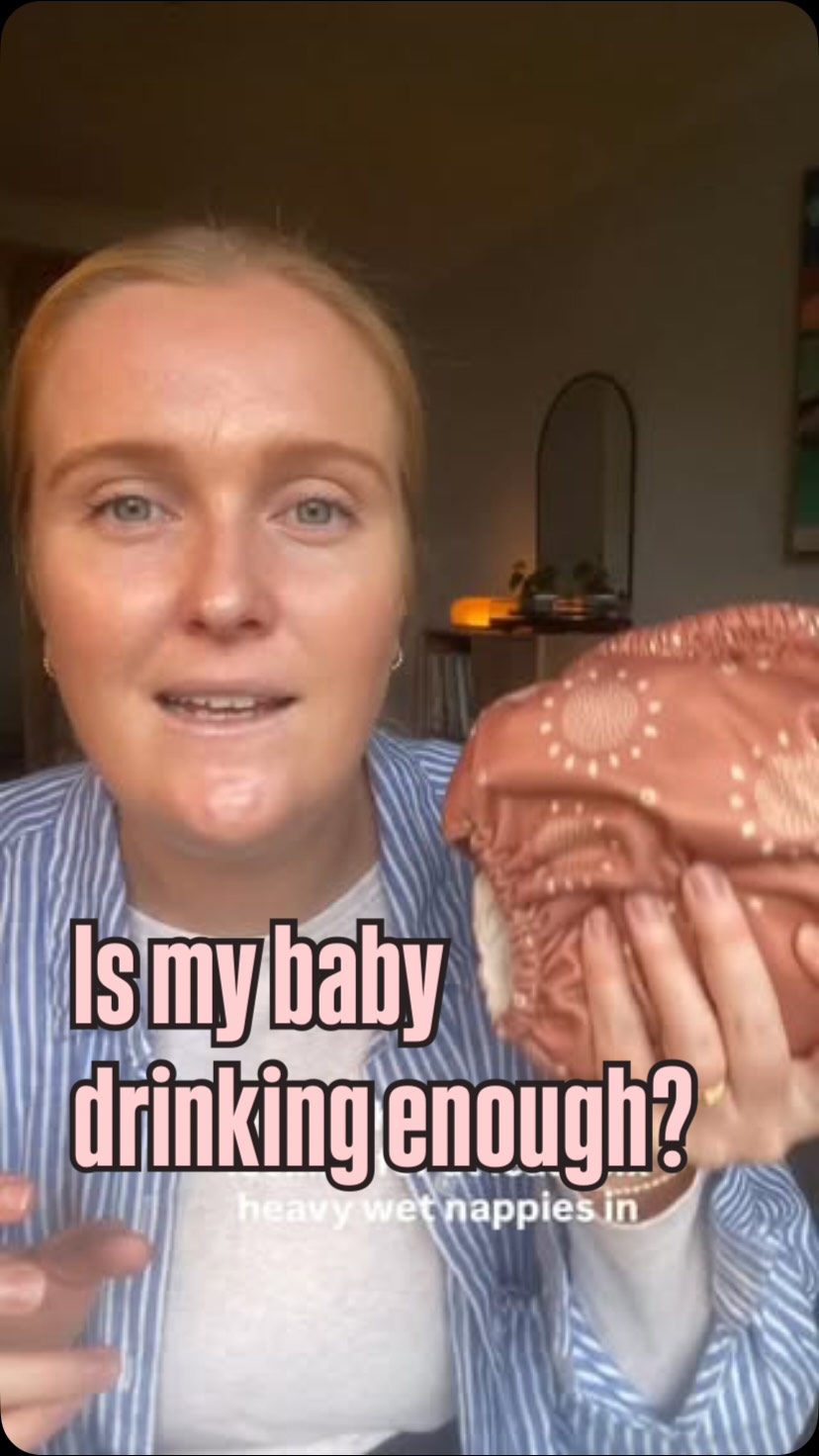 Probably the biggest question I get asked as a midwife and IBCLC is “How do I know if my baby is getting enough milk?” 💭
It can feel tricky when you can’t see the numbers like you can with a bottle but your baby has plenty of ways to show you they’re doing just fine. 💕
Here’s what to look for 👇
💫 Save this post to come back to on those days you’re second-guessing yourself and remember, you’re doing an amazing job.
If you’d like personalised support to understand your baby’s feeding, you can book a consult via the link in my bio. 🤍