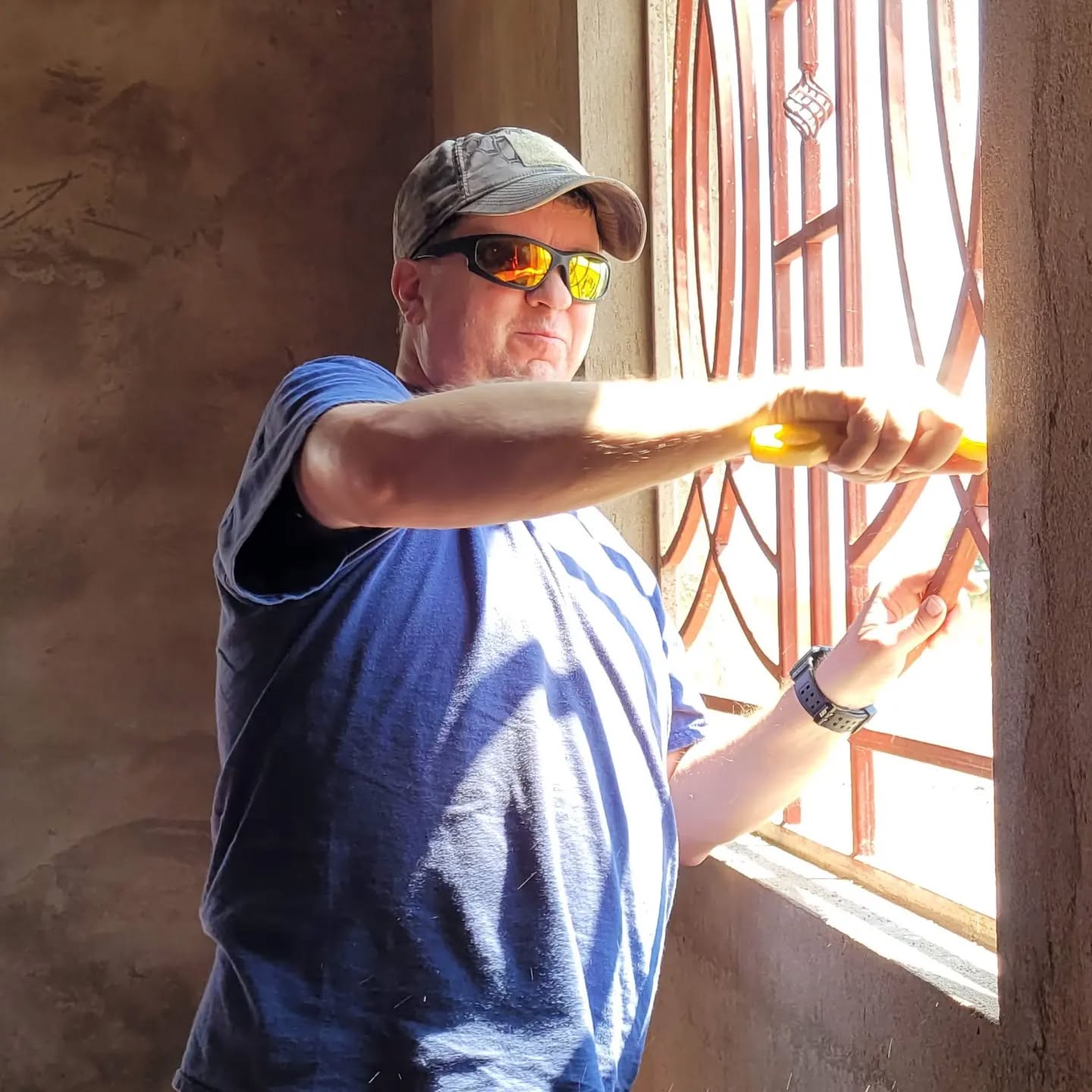 Mark Igo (49) was born in Oklahoma, lived in Alabama, and moved to California in 2017.
•
In Alabama, Mark worked at a HP call center. He now works as a Fleet Manager for Jon Casey Construction.
•
Mark has been a great help on this trip and has not let a moment go by that he did not capture with one of his many cameras!