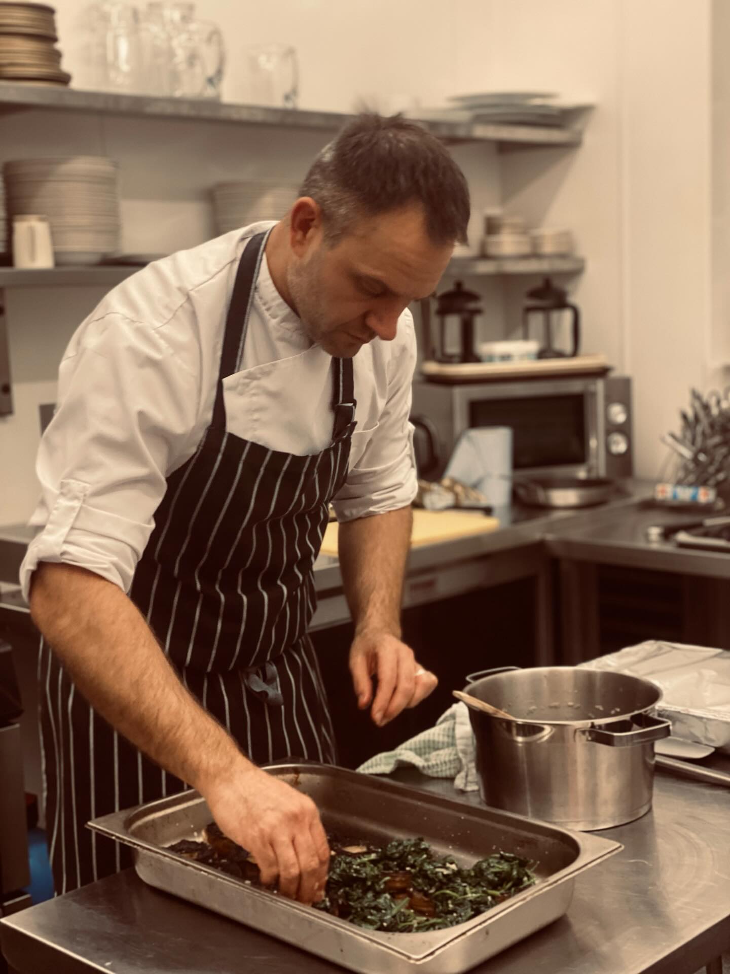 Last night we had Medieval music entertaining a birthday party at @tuckershall , and guests enjoyed a super interesting exposé of the history of Exeter, and this building in particular. Working at Tuckers always feels like stepping back in time, with the silver cutlery (so expertly counted by Fearn), the monogrammed glassware (sorted by Bobbie) and plates. Setting a table amidst the ancient silverware, the static chandeliers on a centuries’ old table whilst looked down upon by gargoyles and stretched parchment declarations is intense, enriching and incredibly interesting all at once.
And in between courses? Plenty of shenanigans 🫣
#privatecatering #livinghistory #bespokecatering #privatechef #exeter