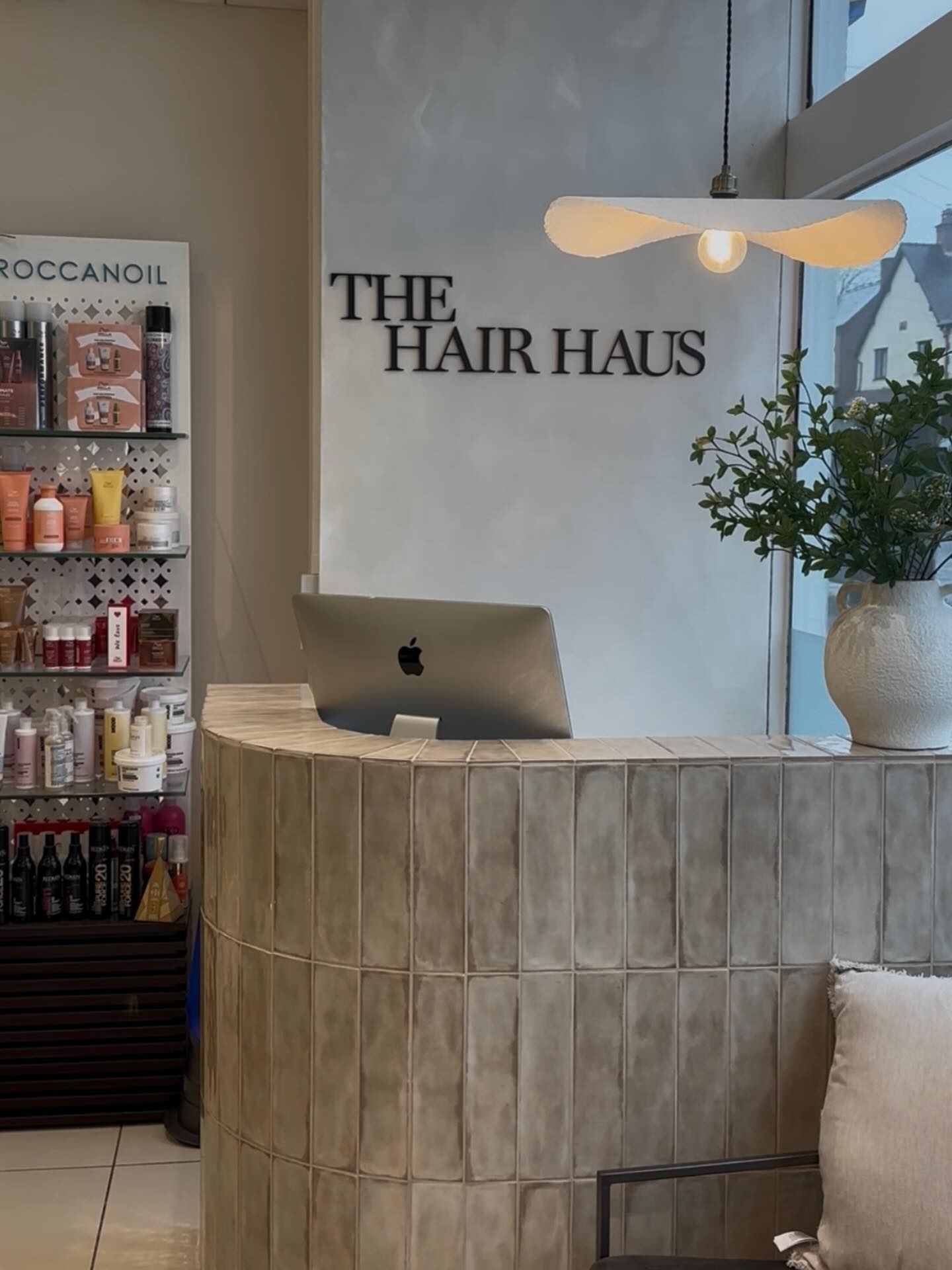 Bookings are now open 🤍 We’re so excited for our launch and can’t wait to welcome both new and existing clients to The Hair Haus.
To book your appointment, simply send us a DM or call 0121 453 1770 ✨
Not long to go now… 🫶🏼 #salonlaunch #salonopening #thehairhaus #wellasalon #goodhairday