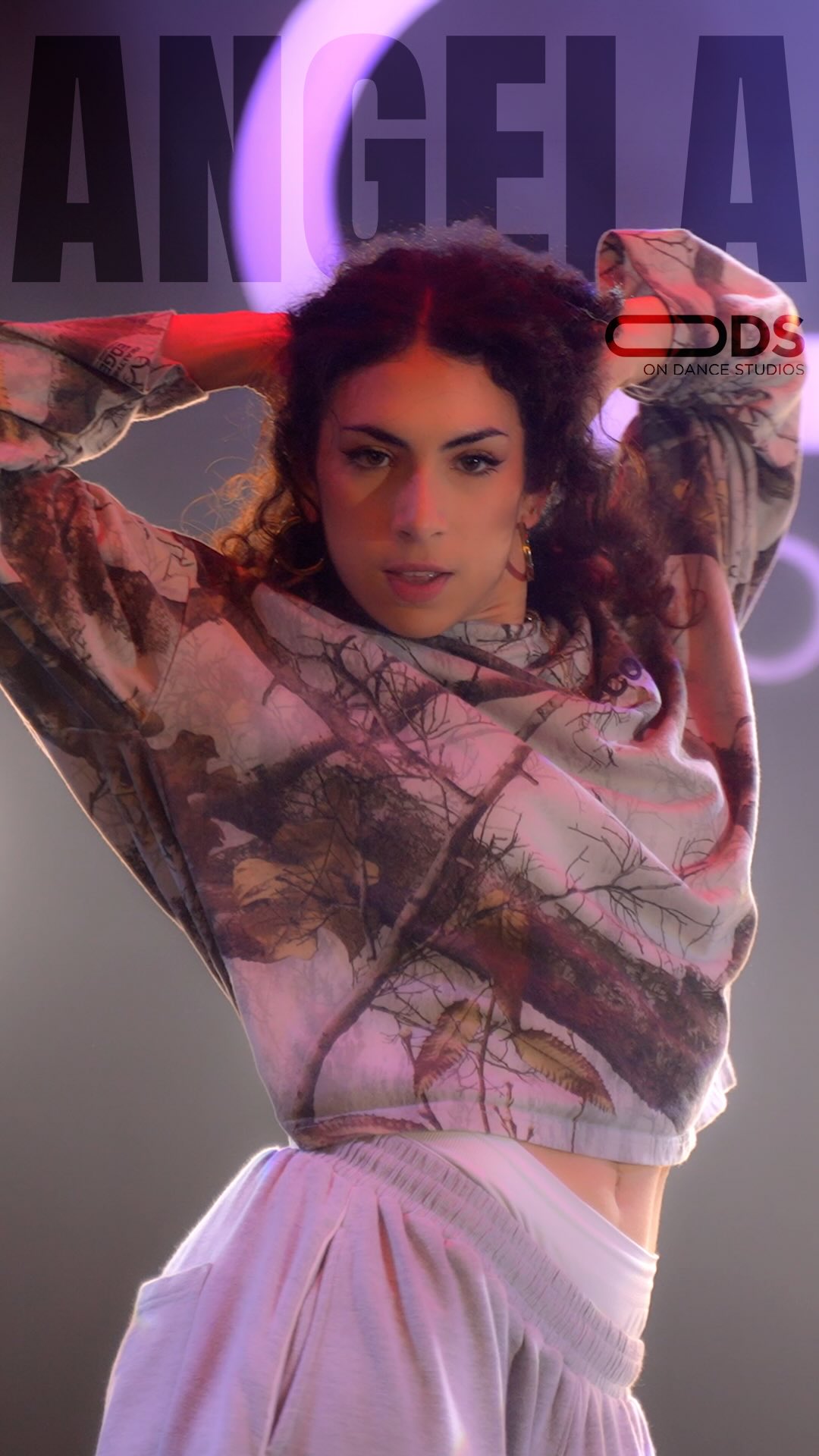 ÁNGELA GUTIÉRREZ ✨ TOUCH ME
🧠 @angelagutierrez___
🎥 @gv.shots
🏛️ @ondancestudios
📅 Clases con Ángela en ODS
• Stage Comercial (Avanzado) → L&X · 20:00–21:00
• Urban (Avanzado) → L&X · 21:00–22:00
Te esperamos en nuestras clases de On Dance Studios!!💥
Reserva tu primera clase de prueba gratuita.
#OnDanceStudios #DanceYourWay #Sevilla #clasesdebaile