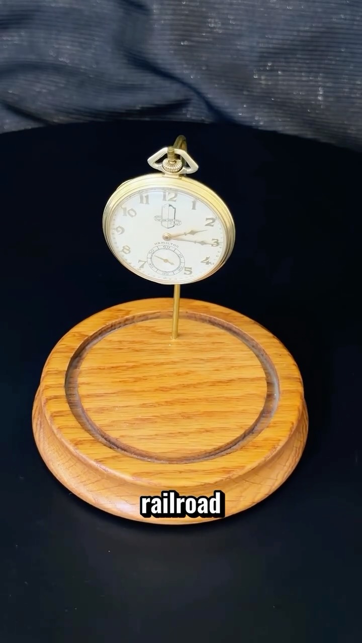 1940s Hamilton Railroad Pocket Watch FOR SALE!!
#pawnshop #loans #luxury #fyp #orangecounty
