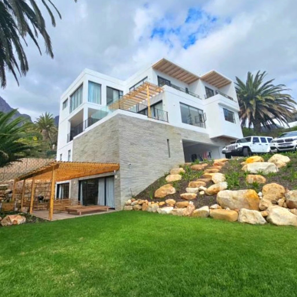House completed
Collab with Soda
#campsbay #mansion #masterpiece_architects #architecture #design @uvuyogroup @soda_custom