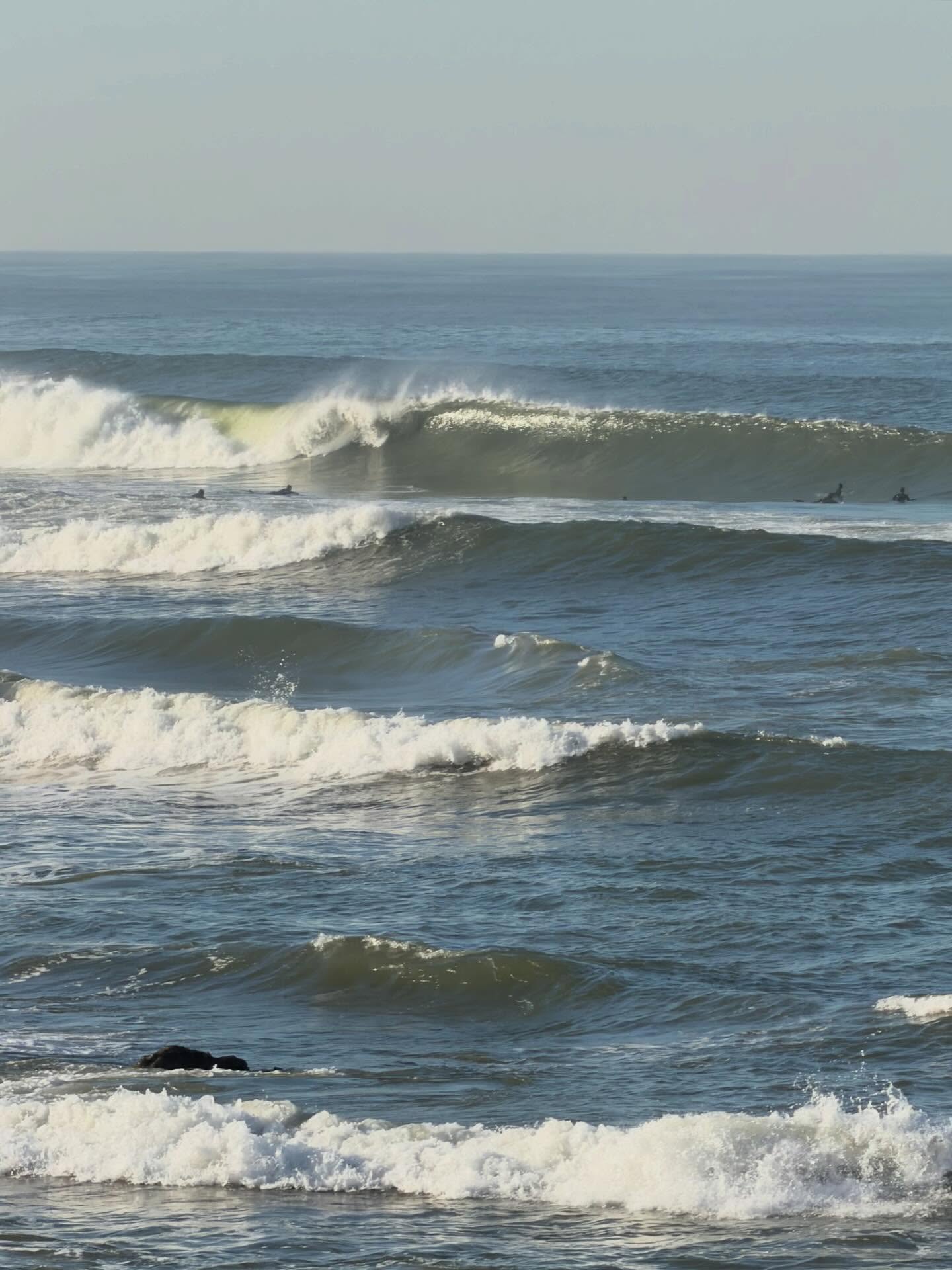 Weekending at PIP… snapshots from yesterday’s session and today’s! Assorted rides from a 6’1 egg to a 9’6 scoutglider! #surfingwithfriendsisbetter #surfporto #surfclub #surfboards #surfportugal