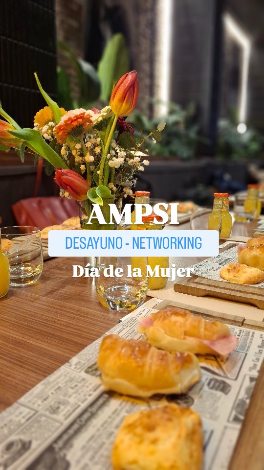 ✨ Ayer celebramos en Barcelona un desayuno de networking muy especial con @ampsi_spain
Un espacio para compartir, conectar y seguir impulsando el talento femenino en el sector inmobiliario.
Además, presentamos la nueva junta de AMPSI Catalunya, de la que tengo la ilusión de formar parte en el eje de Networking y Conciliación.
Gracias a todas las que lo hicisteis posible. Y a nuestros sponsors por el apoyo.
Seguimos construyendo red. 💫
#AMPSI #NetworkingFemenino #MujeresInmobiliarias #Barcelona #JuntasMultiplicamos