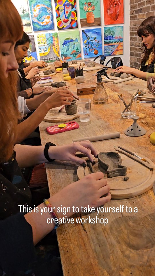 Leave all your worries behind and join a creative workshop at Art Play 🎨✨️
#artbar #artplay #artplaylondon #thingstodolondon #potteryworkshop