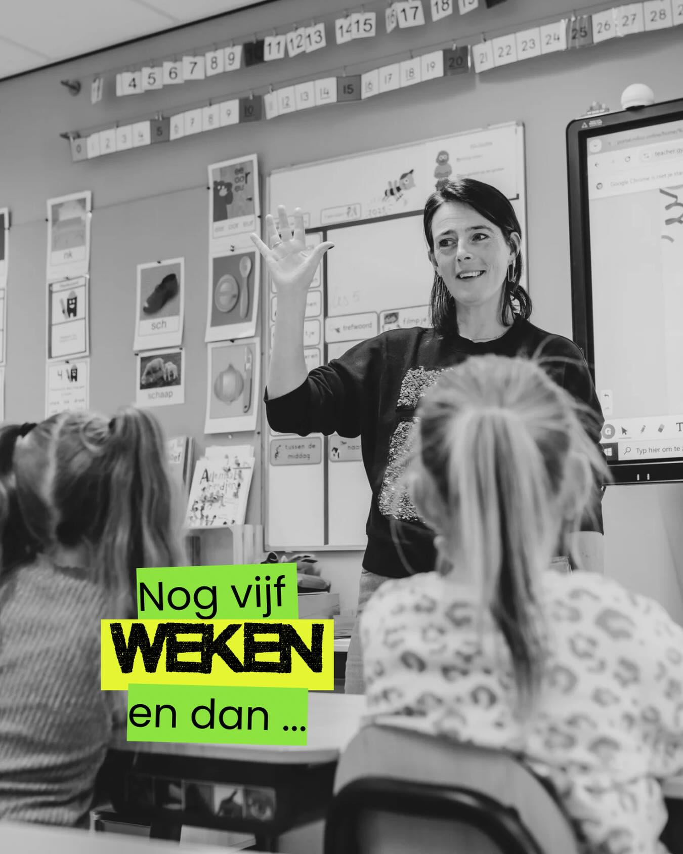 Nog vijf weken en dan … weten de deelnemers aan de masterclass EDI verdiept HEEL VEEL over leerlingen eerder ‘loslaten’ binnen het EDI model.
Op welk moment laat je leerlingen los in een les waarin je werkt vanuit EDI? Welke bewijzen heb je nodig voordat je leerlingen loslaat? Is een bewijs op vaardigheid voldoende om een leerling eerder te laten starten met zelfstandig verwerken? Hoe zit het dan met het concept? In welke fases kun je leerlingen met welk bewijs al laten werken? En voor welke leerlingen kan dat dan gelden? Alleen voor de zogeheten sterke leerlingen?
Tijdens de EDI masterclass verdiept van dinsdag 31 maart gaan Sébastiaan, Marleen en ik in op de theorie achter deze vragen maar we nemen vooral heel veel praktijkervaring mee om onze tips te illustreren. Tips die we niet alleen verkondigen maar ook zelf uitvoeren in de praktijk.
Wat? EDI masterclass verdiept
Wanneer? Dinsdag 31 maart van 09:30 tot 16:00 uur
Waar? Van der Valk hotel Blijdorp in Rotterdam
Kosten? € 347
Korting? Leraren werkzaam op scholen waar wij trainen of getraind hebben krijgen € 50 korting per persoon
Wil je erbij zijn? Meld je aan via www.reneevaneijk.com of stuur een mail naar vaneijkrenee@gmail.com.