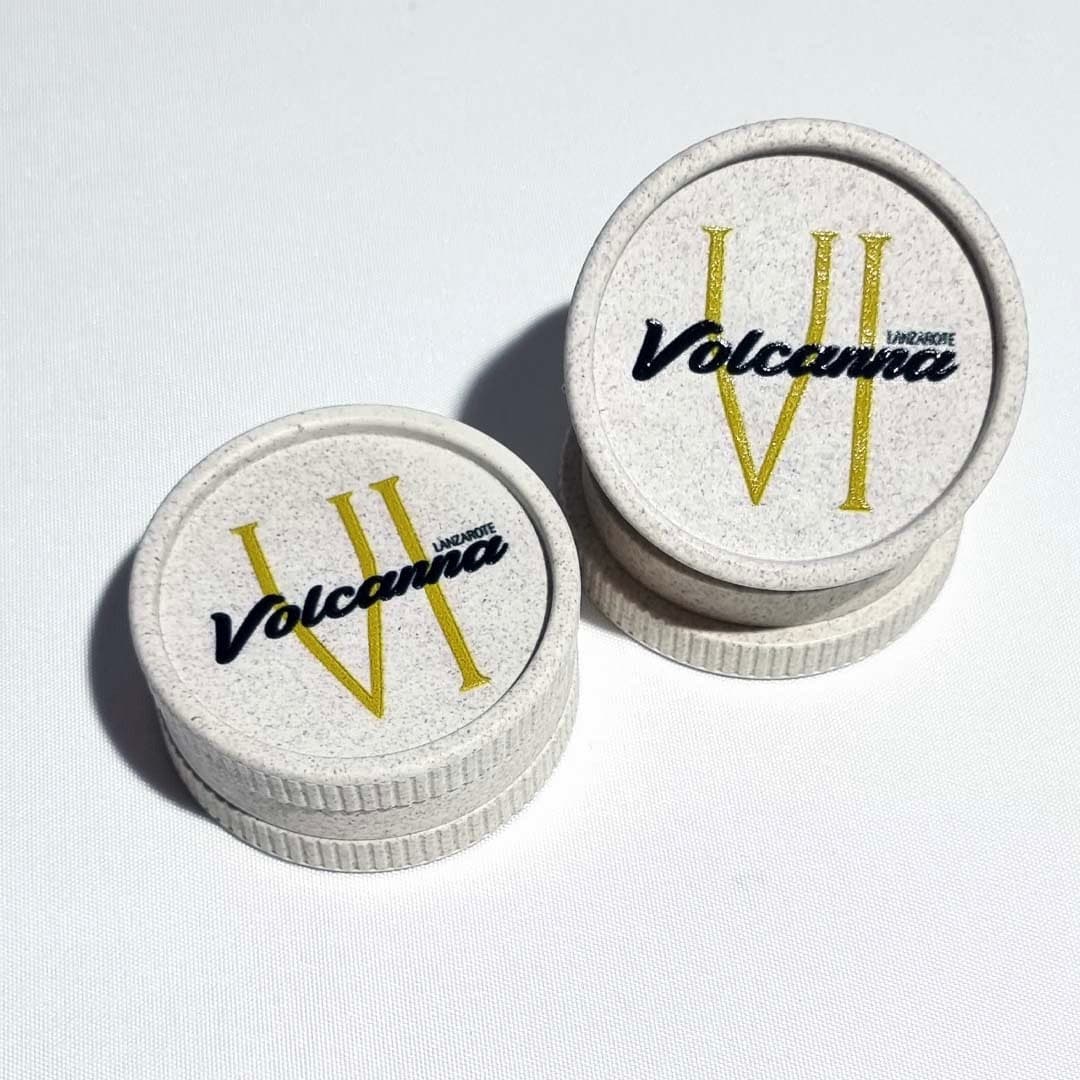 Bio grinder direct printed, available on the website!
๐ WWW.TRAPHOUSESTICKERS.COM ๐
#traphousestickers #tenerife #directprint #merchandise #customizedproducts #hempgrinder #biodegradable #herbgrinder