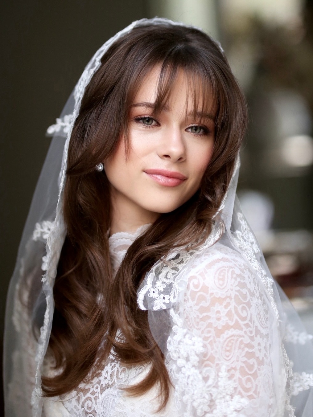 This bride is the definition of effortless luxury.
This is that “no makeup” makeup every modern bride asks for — polished, refined and timeless without ever feeling heavy.
For the bride who loves fashion, saves Vogue-inspired inspo, and wants to look like the most elevated version of herself… not overdone, not unrecognisable — just effortlessly stunning.
If you’re dreaming of soft glam, luminous skin and romantic lace details, this is your sign 🤍
Based in Cambridge & London and travelling worldwide for destination weddings
2026 diary is almost closed.
Now taking bookings for 2027 & 2028 brides
#ModernBride
#SoftGlamBride
#LuxuryBridalBeauty
#EditorialBride
#EffortlessElegance