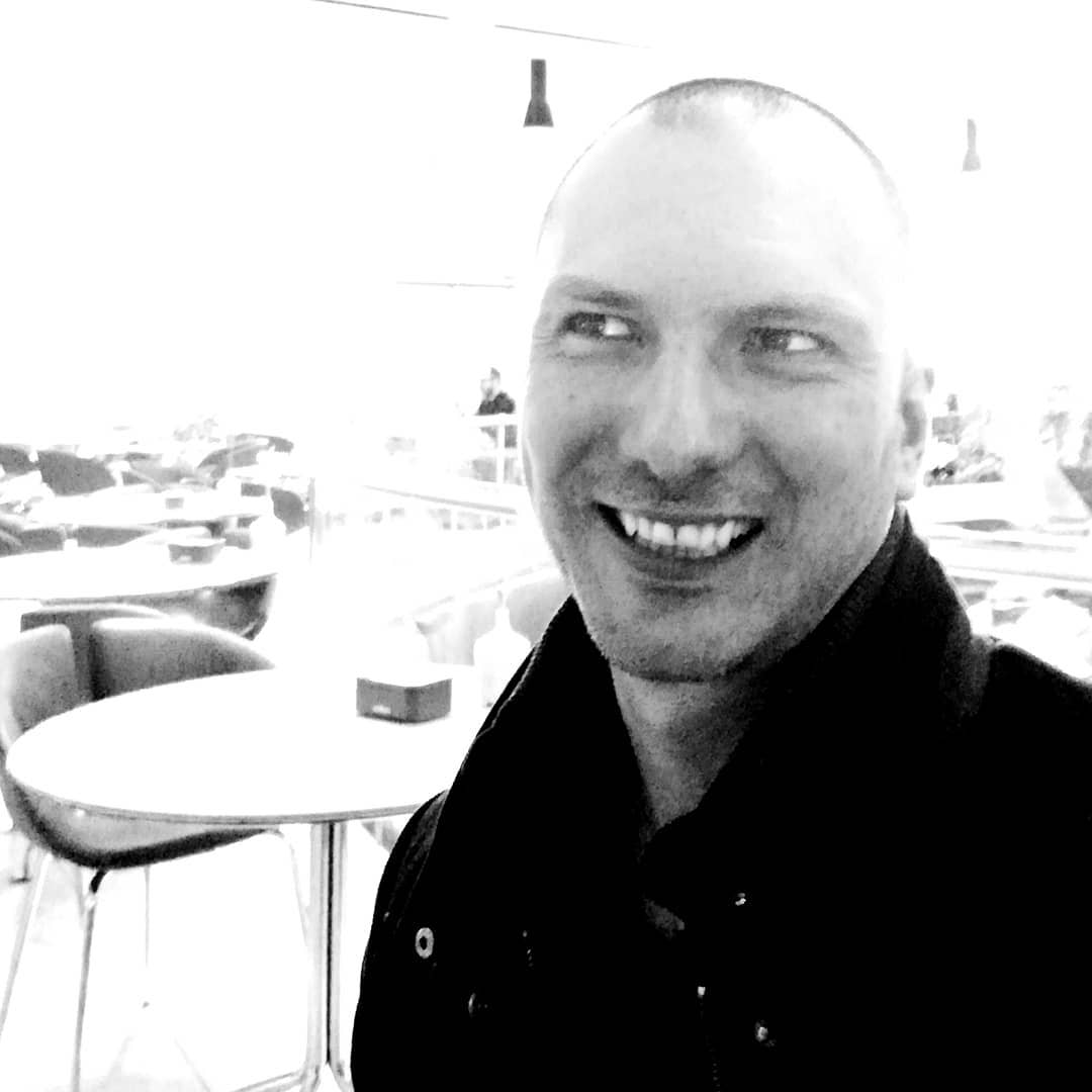 Rispettarsi significa conoscere il proprio valore, riconoscere il proprio diritto di vivere ed essere felici, ovvero sentire che la gioia e la realizzazione sono un diritto di nascita. .
.
.
.
.
#crescitapersonale #cominciamoalmeglio #consapevolezza #coscienza #capire #autostima #amore #cagliari #casteddu #instacagliari #parole #sardegna #instasardegna #sardinia #coachingsardegna #coachingcagliari #lifecoachingcagliari #spiritualità #poterepersonale