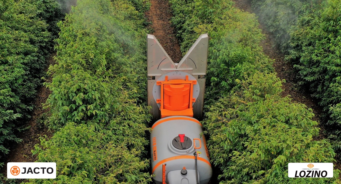 Meet the Arbus 2000 Tower: built for application precision, protection and practicality in every pass.
The tower follows the shape of the plant, keeping a constant distance from the canopy so every layer gets the same dose – from the bottom of the trunk to the highest branch.
🌱 Its narrow tower is designed for dense crops - allowing smooth travel in tight rows and helping avoid collisions with your plants.
🌱The vanes ensure uniform air distribution, carrying droplets evenly into the canopy for better penetration and more consistent results.
🌱 Adjustable upper and lower air deflectors let you fine‑tune the spray to each growth stage, reducing drift losses to the ground and above the plant.
🌱The removable branch makes nozzle changes and maintenance faster and easier – most adjustments can be done safely at ground level.
🌱And with Jacto’s traditional high‑quality pumps and controls, you get more time working in the field and fewer stops for maintenance.
#lozino #jacto #agriculture #irrigation #cropspraying