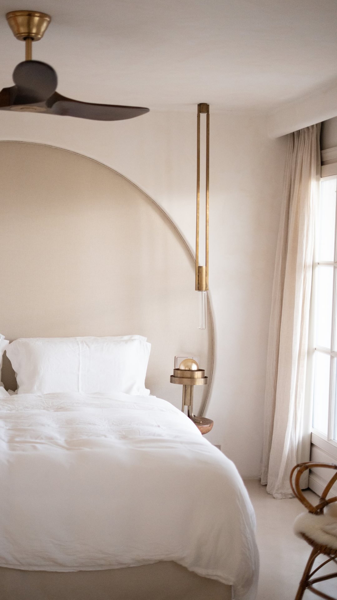 Tijdens het Inhale Life Retreat is er geen strakke planning.
Hier mag je het managen van alles in je leven even helemaal loslaten.
Er is ontspanning op een manier die niet uit te leggen is in woorden maar die je mag ervaren.
Door de dagen heen zijn er momenten van stilte, inzicht, wordt er gelachen, krijg je een spiegel van iemand en ben jij er ook een voor de ander.
En daar tussen al die prachtige momenten valt alles samen.
Vertrek je als een andere vrouw weer naar huis.
Rijk, opgeladen en klaar om alle mooie inzichten toe te passen in je leven.
#spanjeretreat #retreat #persoonlijkeontwikkeling #selfcare